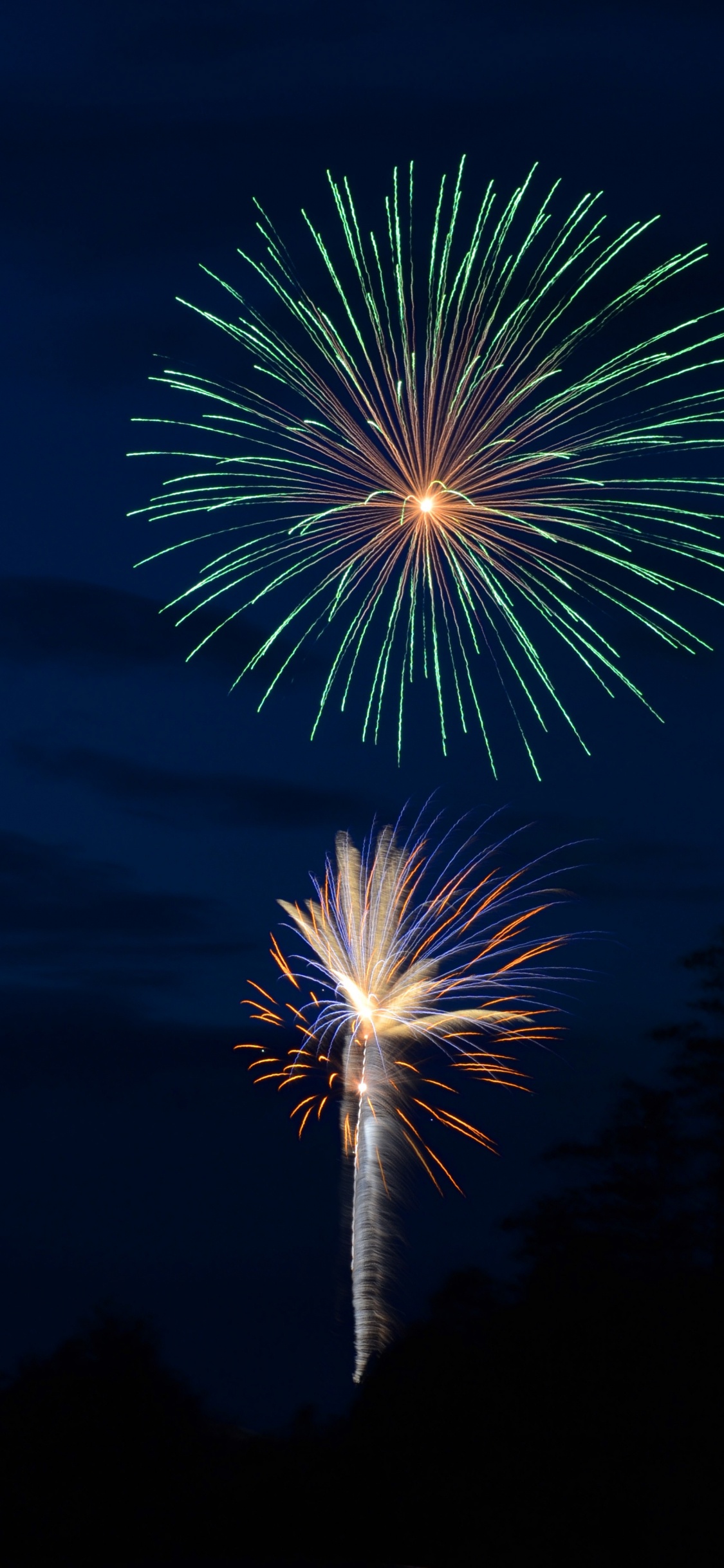 New Years Eve, Independence Day, New Year, Fireworks, New Years Day. Wallpaper in 1125x2436 Resolution