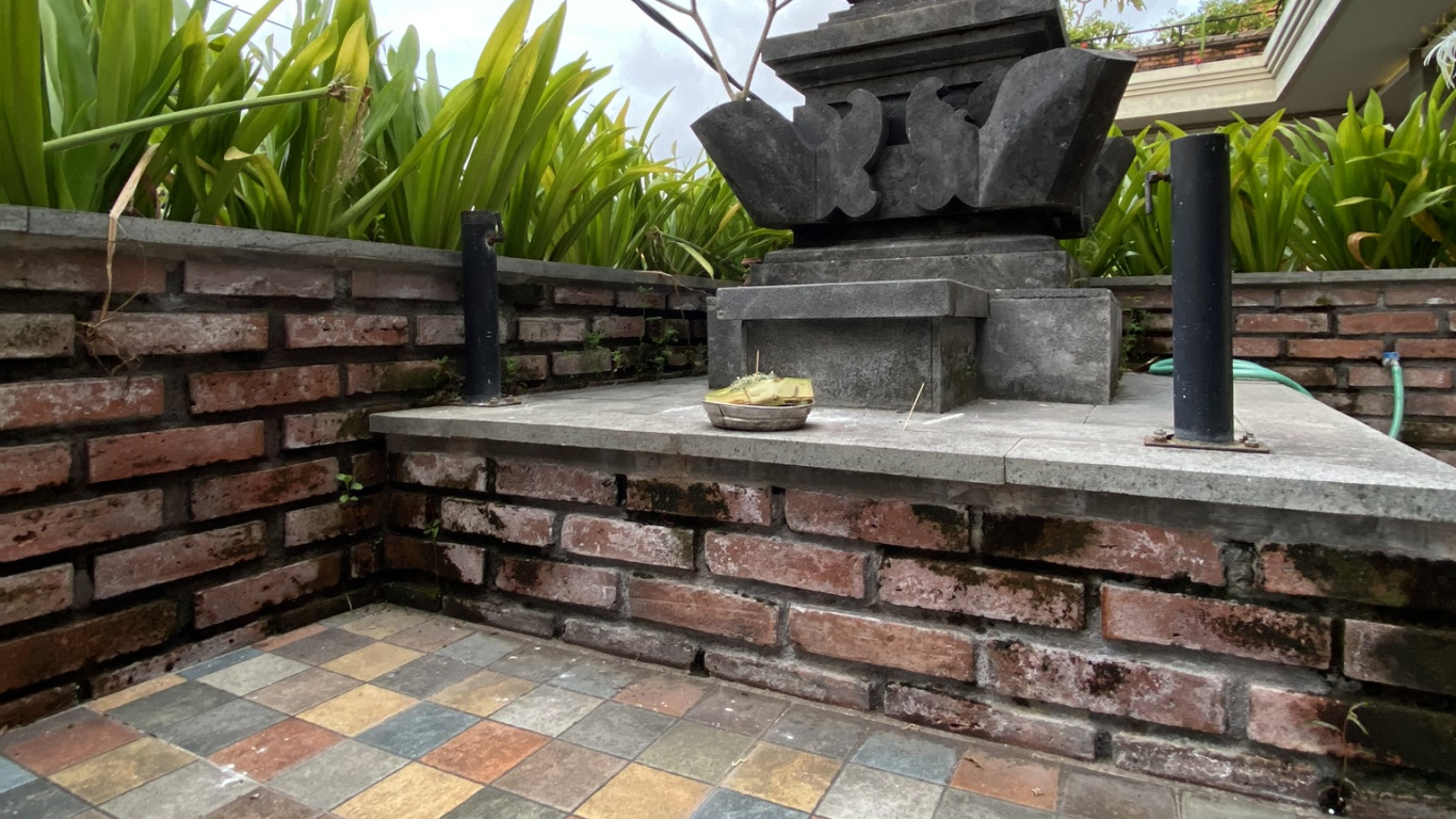 Indonesia, Bali, Roof, Serveware, Sculpture. Wallpaper in 1366x768 Resolution