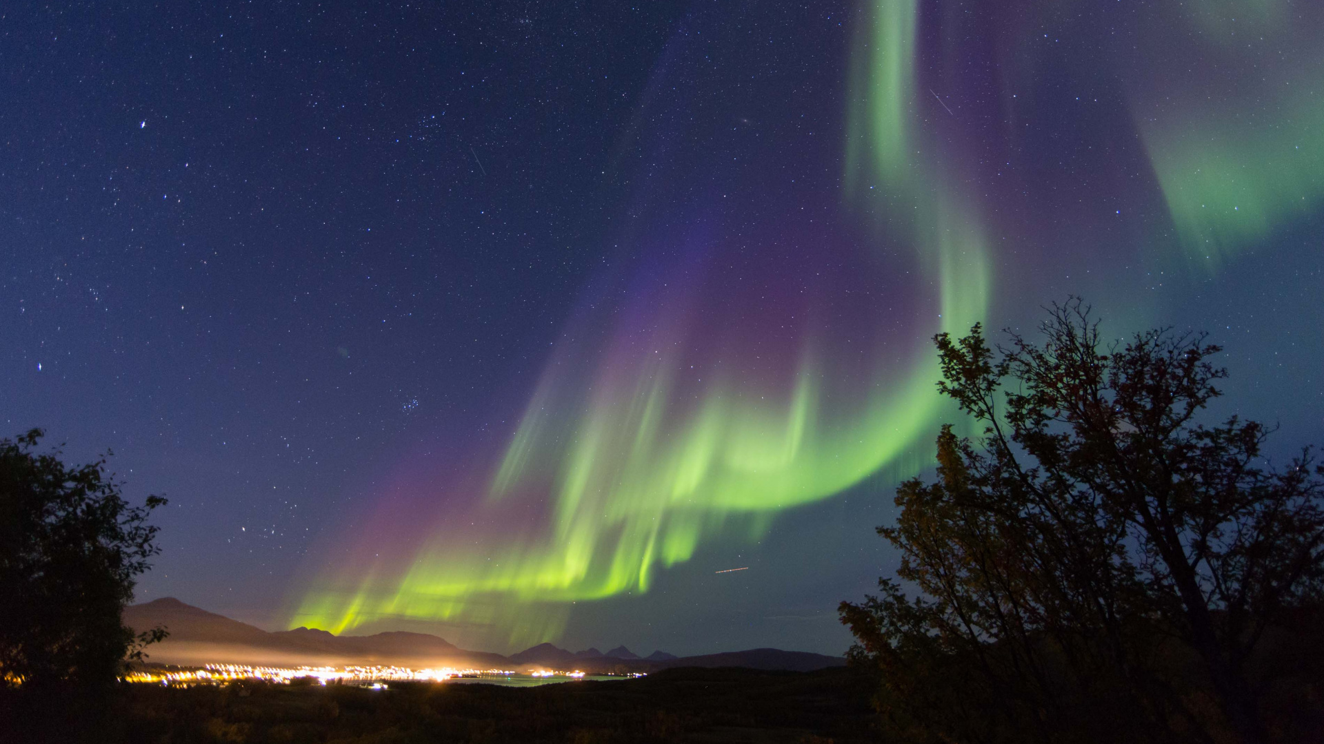 Aurora, Nature, Green, Cloud, Atmosphere. Wallpaper in 1920x1080 Resolution