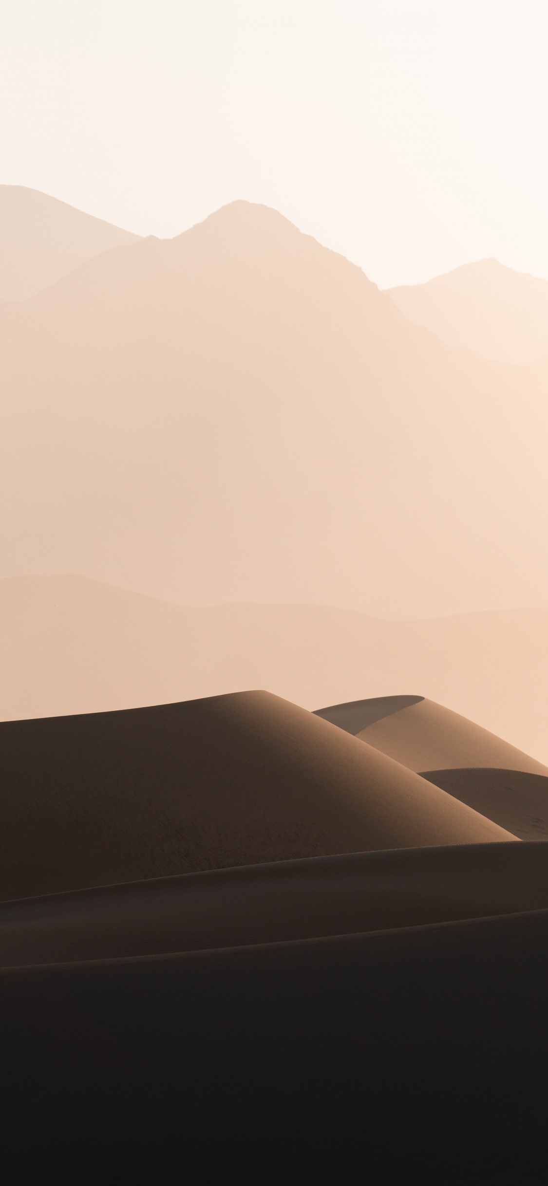 Singing Sand, Mountain, Nature, Natural Landscape, Sunlight. Wallpaper in 1125x2436 Resolution