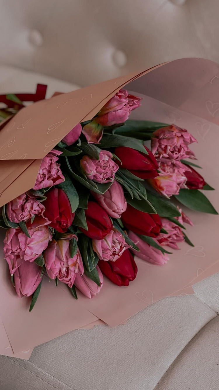 Bouquet, Flower, Plant, Petal, Dress. Wallpaper in 750x1334 Resolution