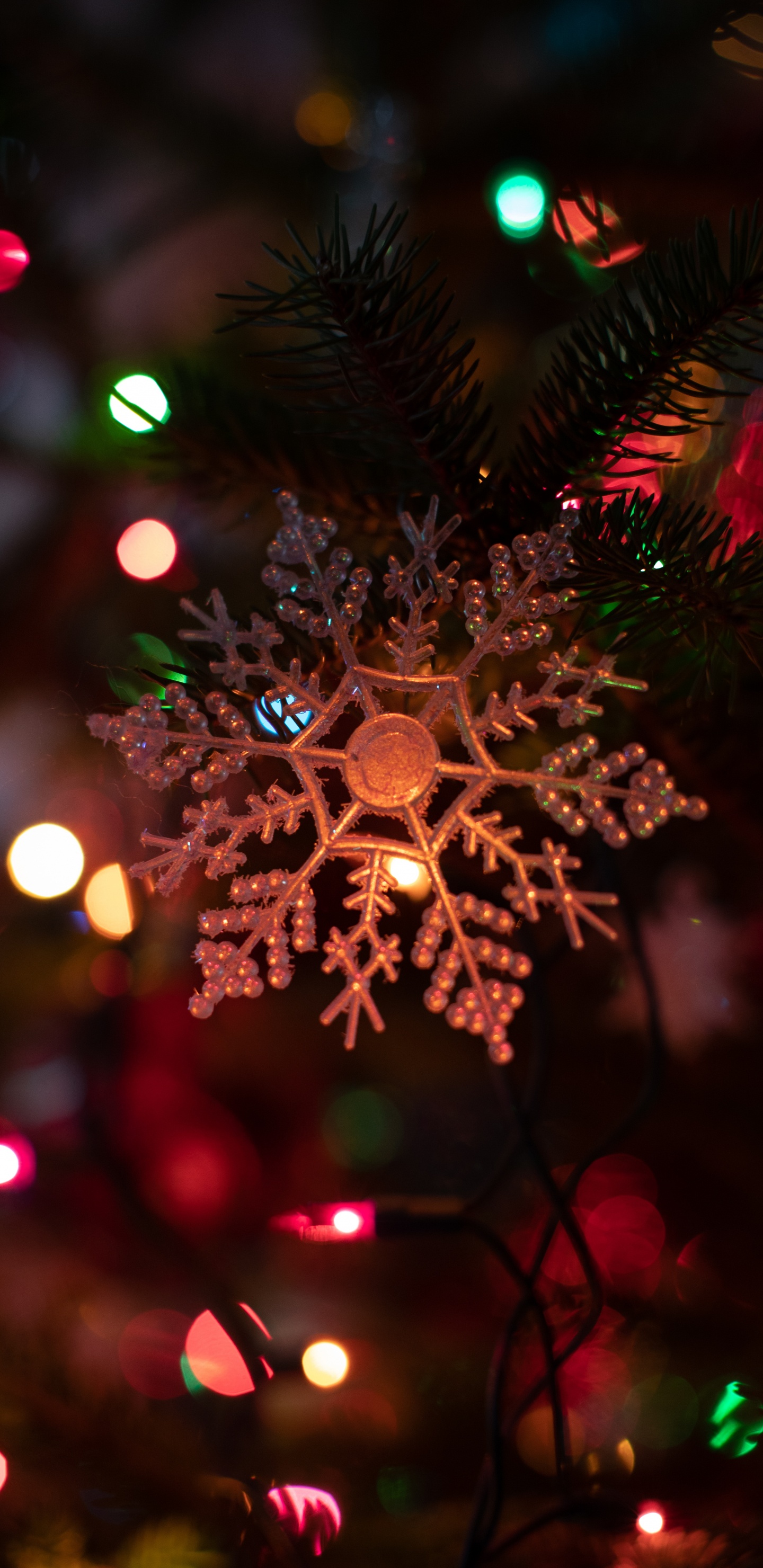 Luces de Navidad, El Día De Navidad, Adorno de Navidad, Decoración de la Navidad, Navidad. Wallpaper in 1440x2960 Resolution