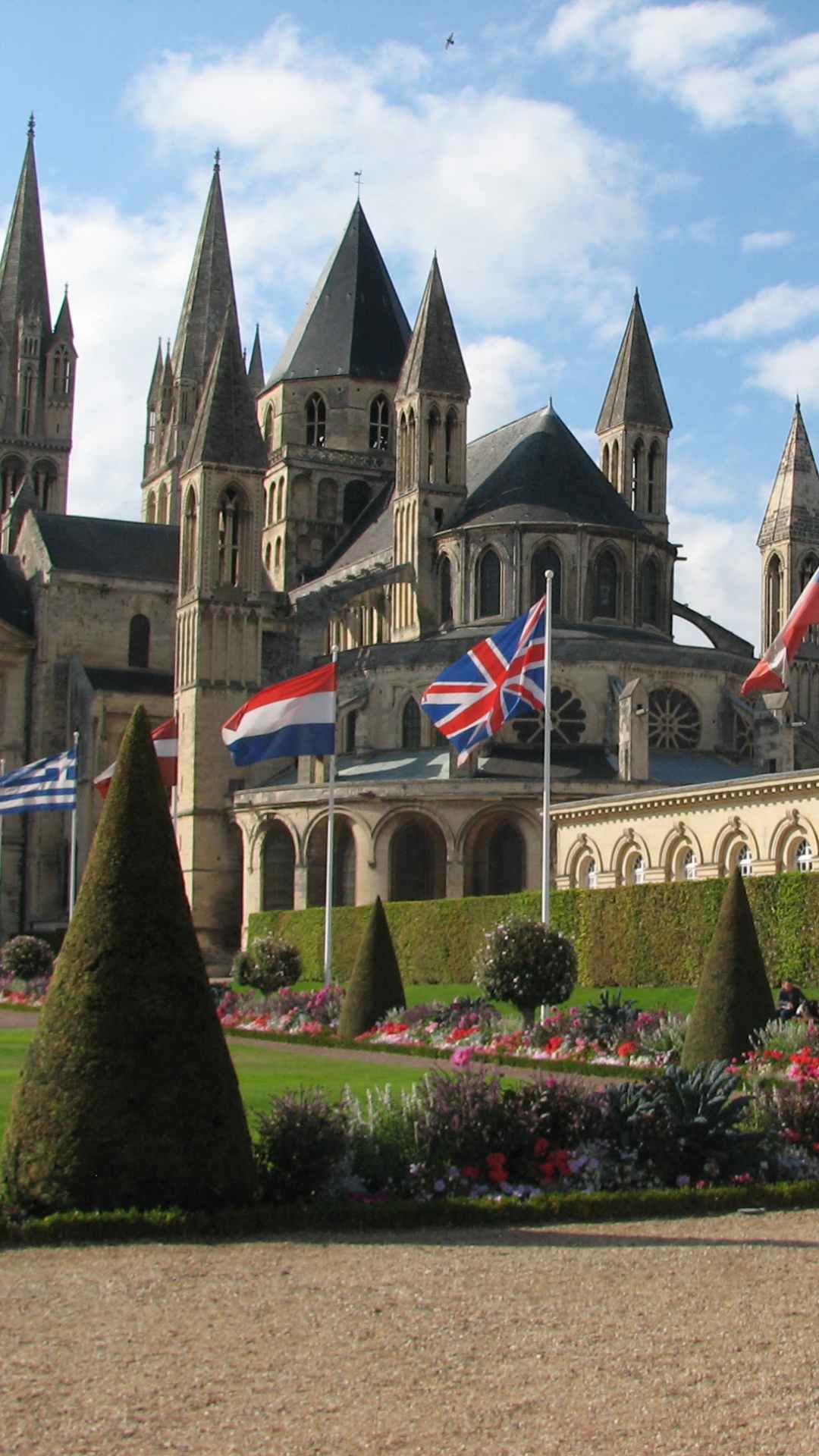 White and Black Concrete Building. Wallpaper in 1080x1920 Resolution