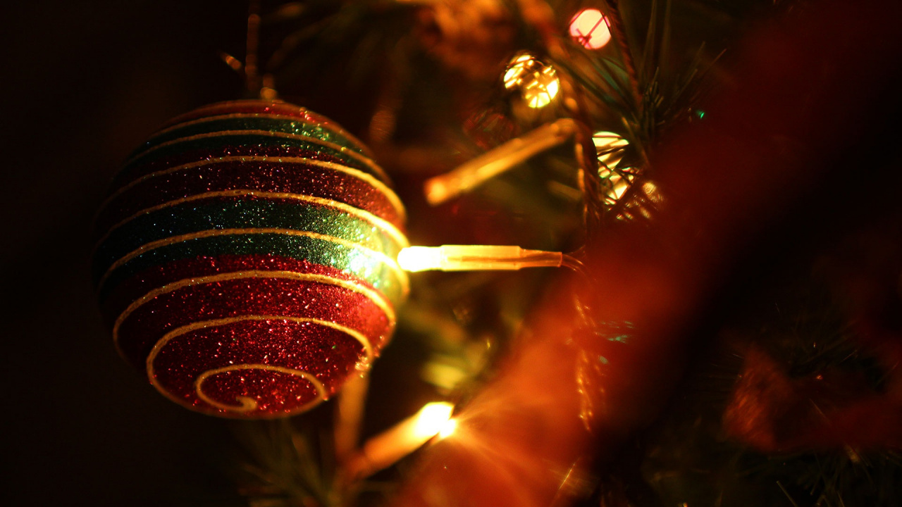 Light, Christmas Lights, Christmas Day, Night, Lighting. Wallpaper in 1280x720 Resolution