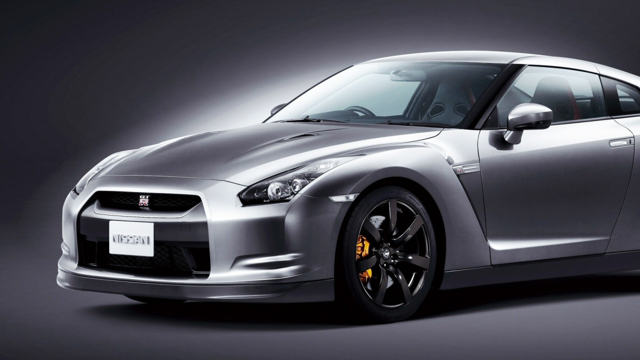 Silver Mercedes Benz c Class Coupe. Wallpaper in 1280x720 Resolution