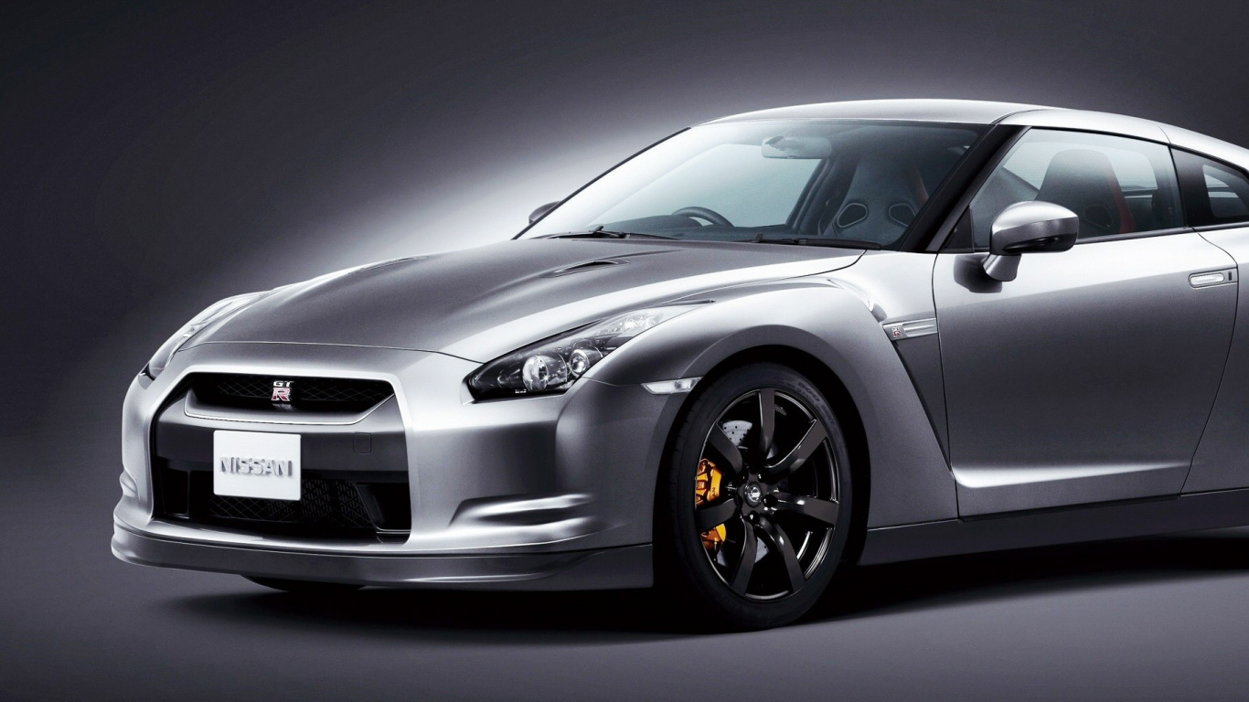 Silbernes Mercedes Benz c Klasse Coupé. Wallpaper in 1366x768 Resolution