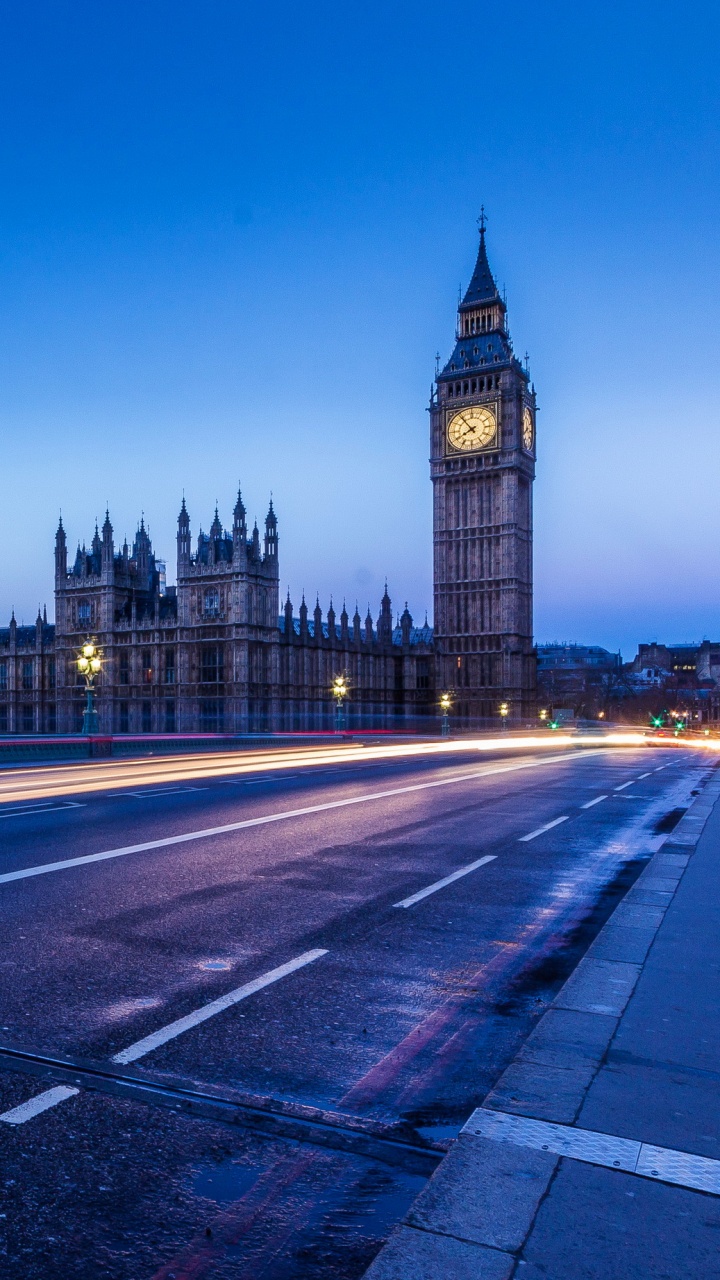 Time Lapse Photography of City Skyline During Night Time. Wallpaper in 720x1280 Resolution