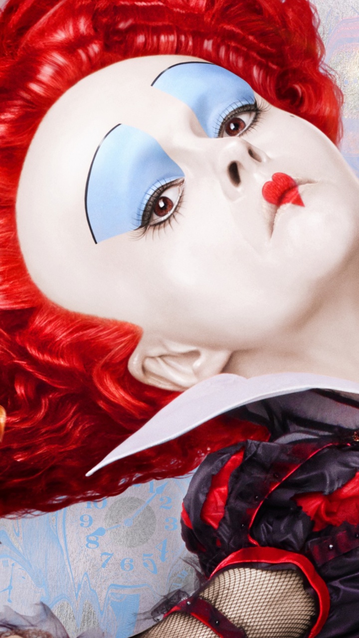 Rothaarige Frau im Schwarz-roten Kleid. Wallpaper in 720x1280 Resolution