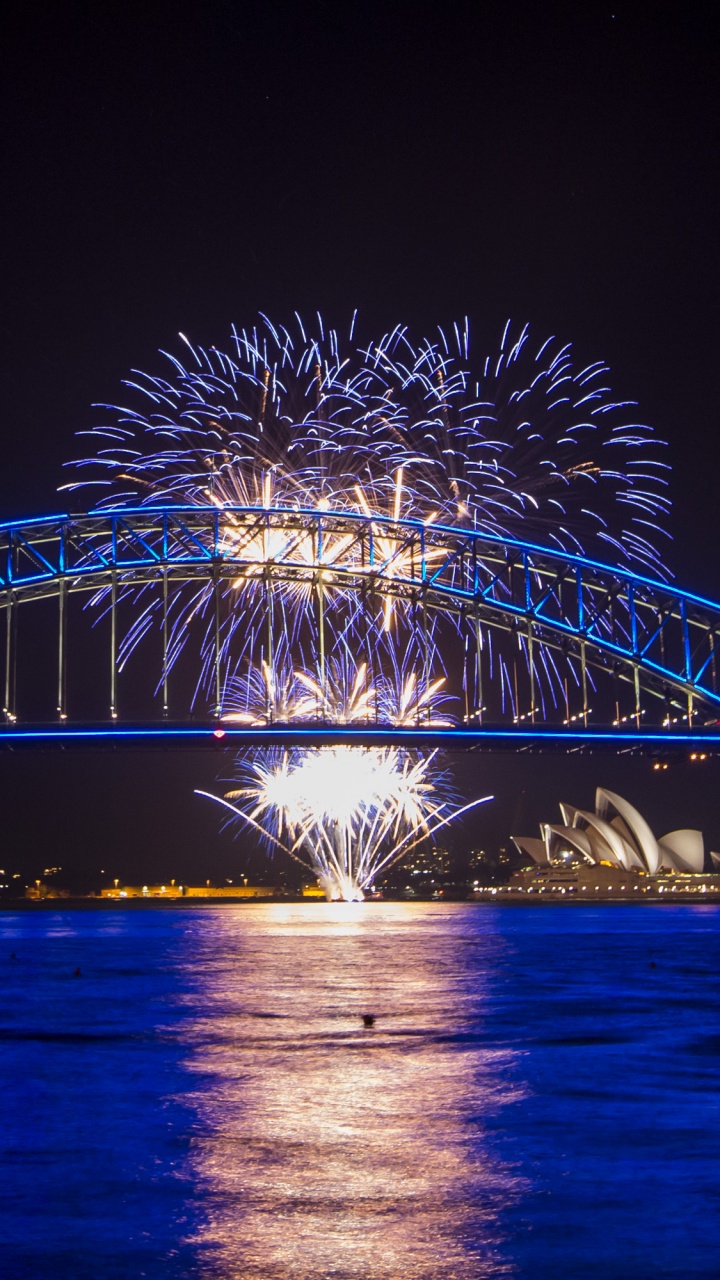 Sydney Opera House Durante la Noche. Wallpaper in 720x1280 Resolution