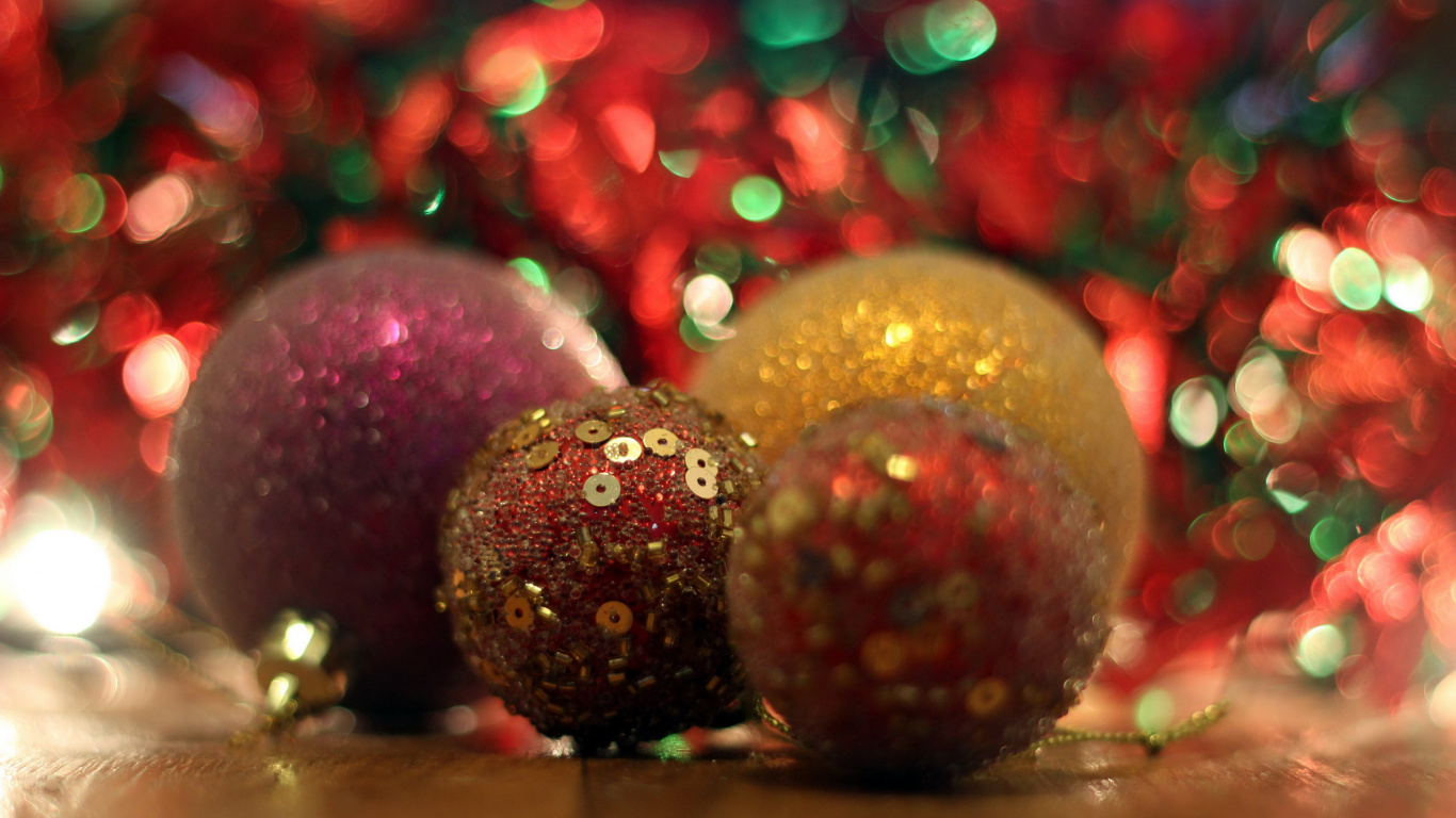 Christmas Ornament, Christmas Day, Holiday, Glitter, Christmas Decoration. Wallpaper in 1366x768 Resolution