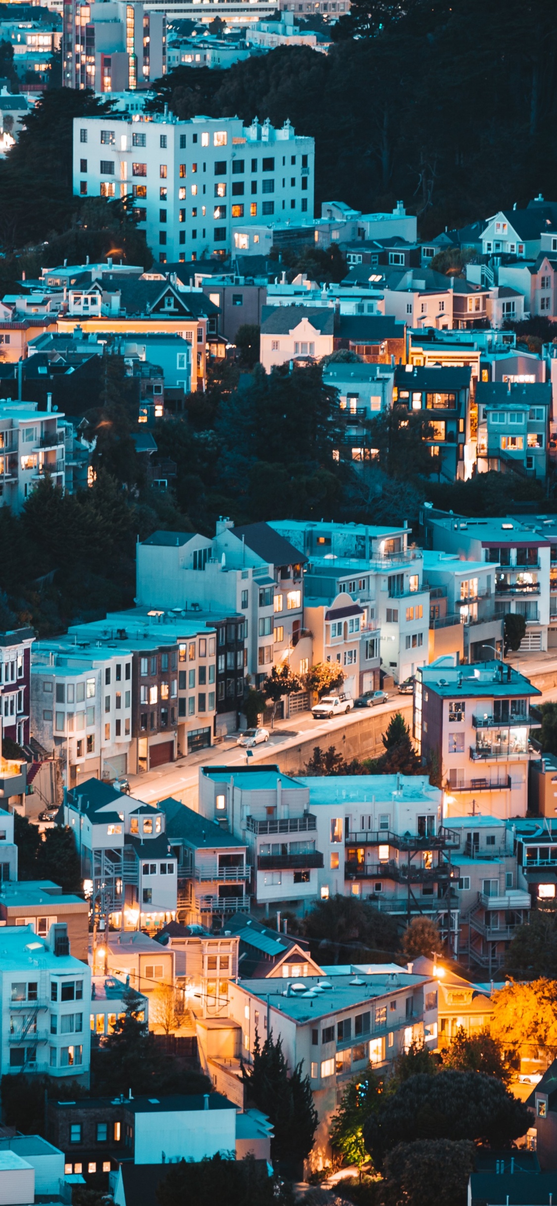 Vue Aérienne de la Ville Pendant la Journée. Wallpaper in 1125x2436 Resolution