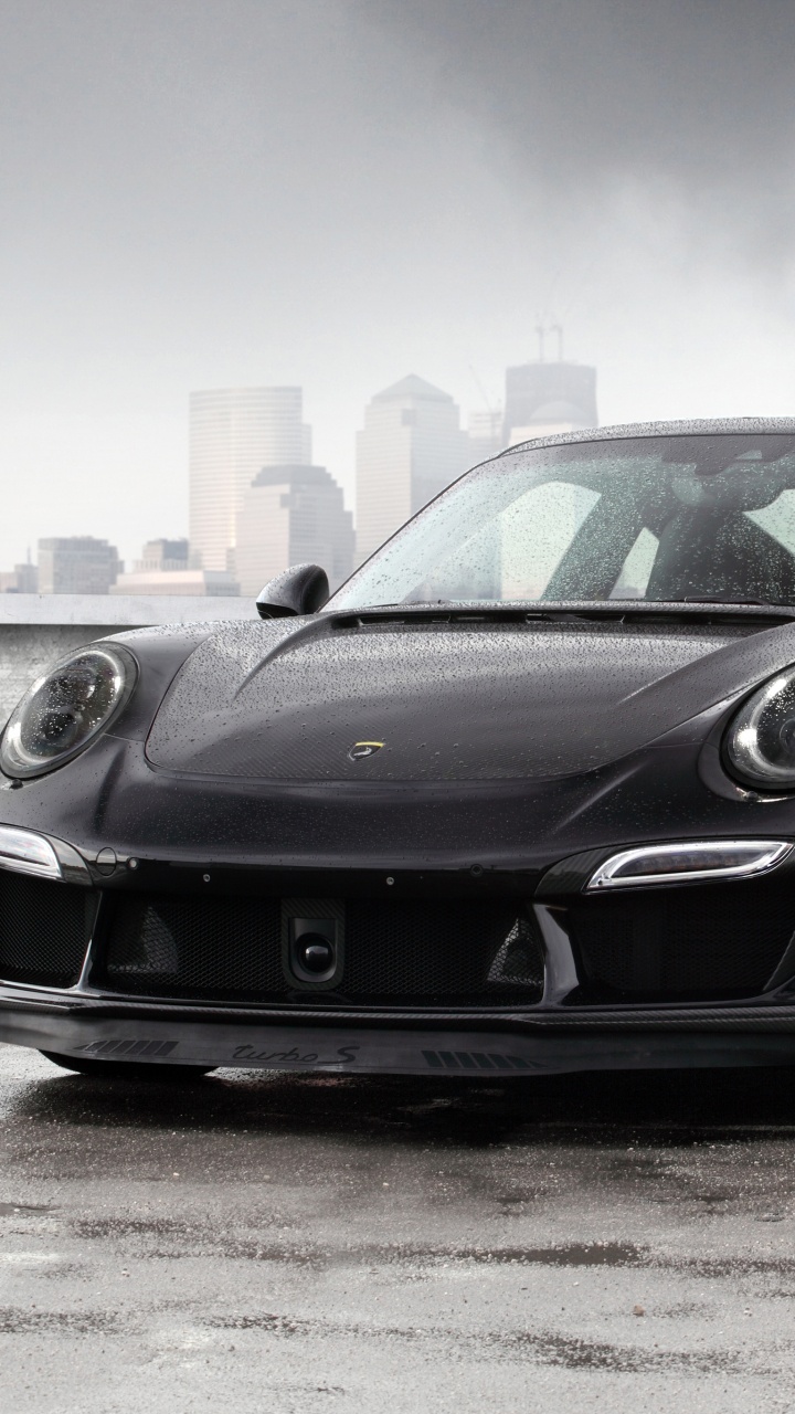 Porsche 911 Negro en la Carretera. Wallpaper in 720x1280 Resolution