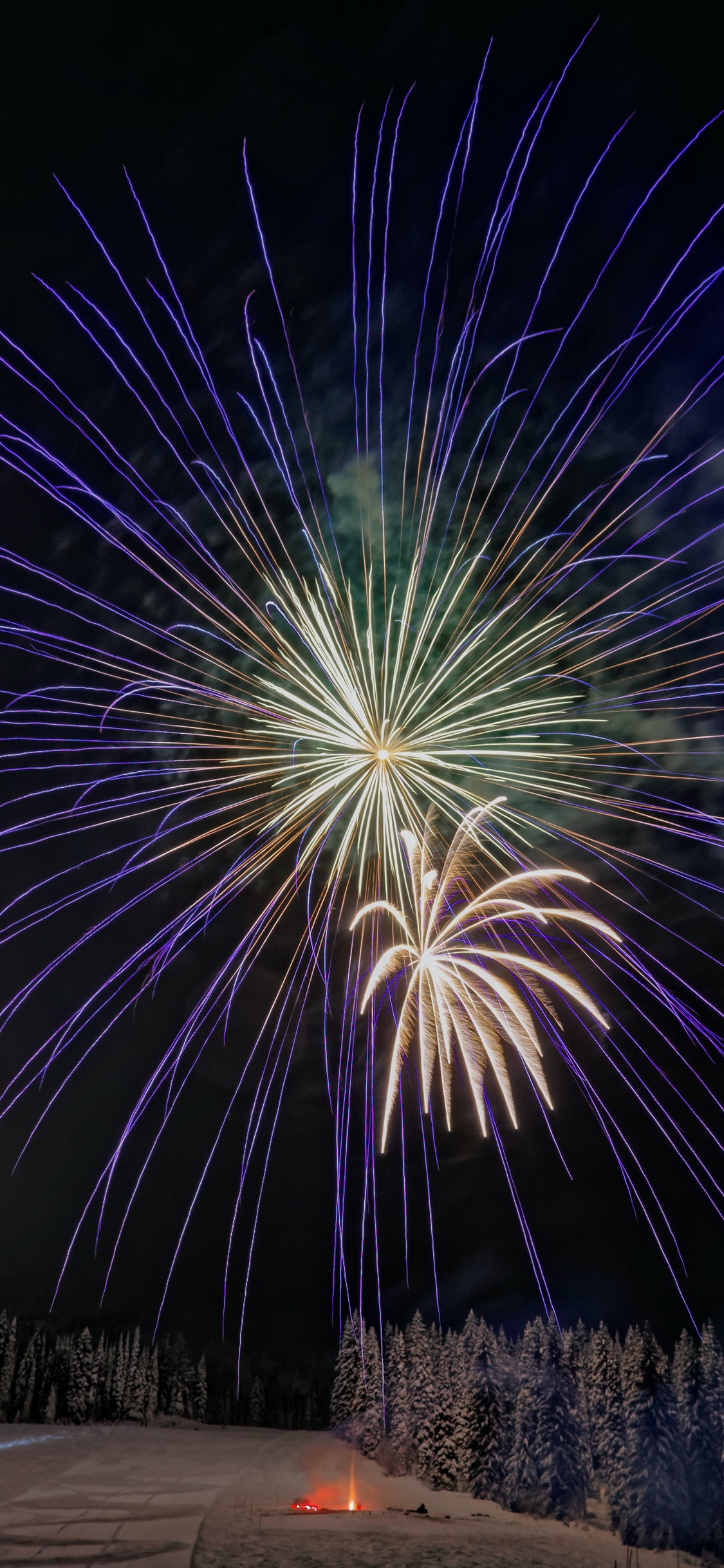 Nochevieja, Navidad, la Víspera de Año Nuevo, el Día de Año Nuevo, Azul. Wallpaper in 1125x2436 Resolution