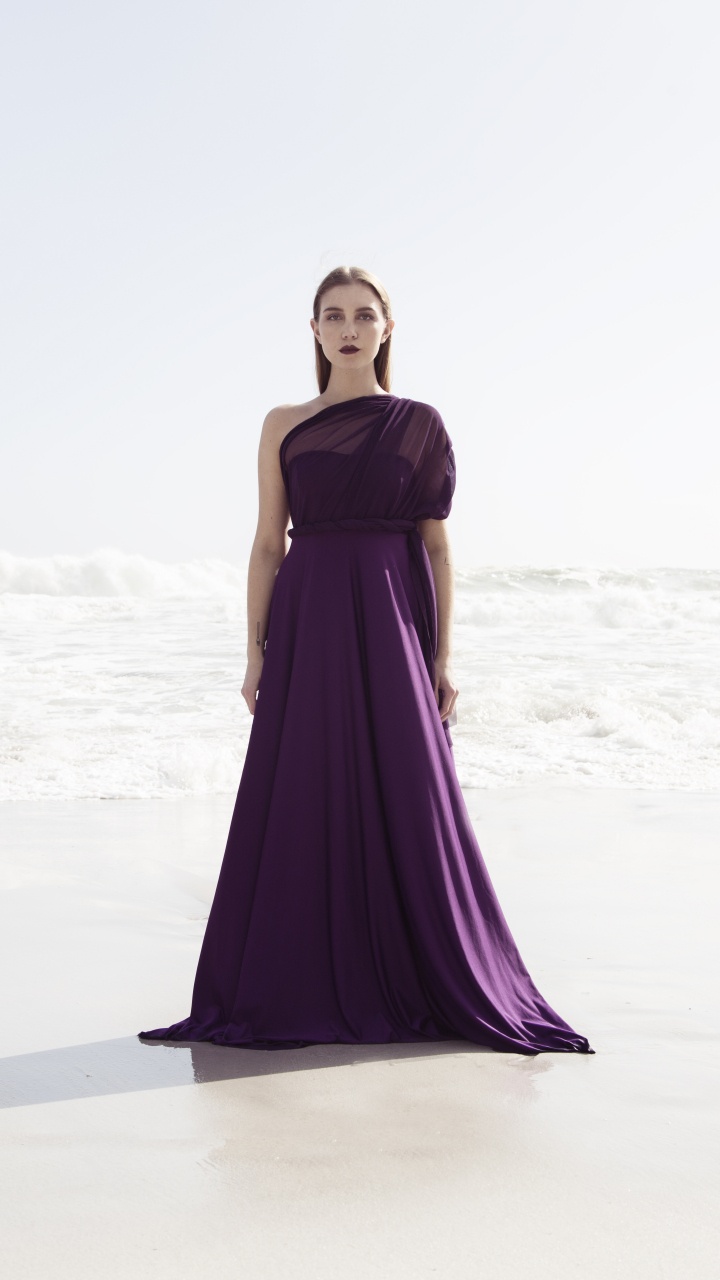 Belleza, Modelo, Vestido, Hombro, Morado. Wallpaper in 720x1280 Resolution