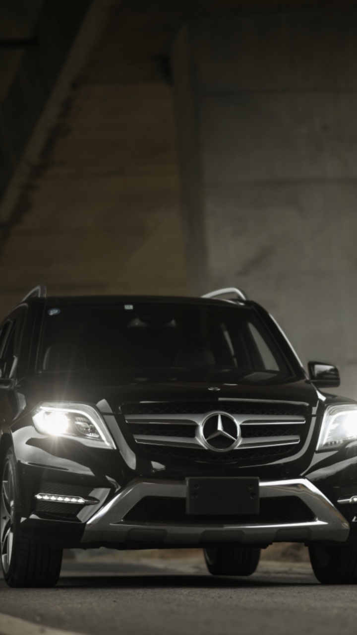 Black Bmw m 3 Parked in Tunnel. Wallpaper in 720x1280 Resolution