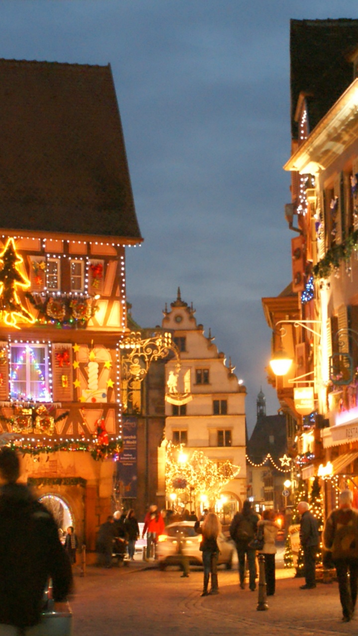 People Walking on Street During Night Time. Wallpaper in 720x1280 Resolution