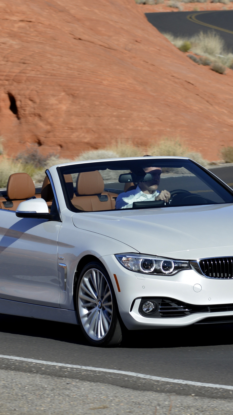 Silver Mercedes Benz Convertible Coupe Parked on Gray Asphalt Road During Daytime. Wallpaper in 750x1334 Resolution