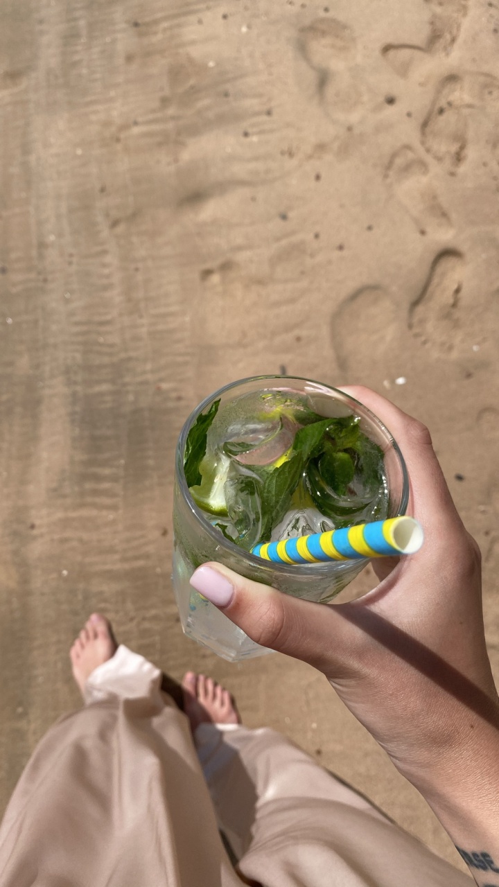 Water, Unbreakable, Hand, Finger, Grass. Wallpaper in 720x1280 Resolution