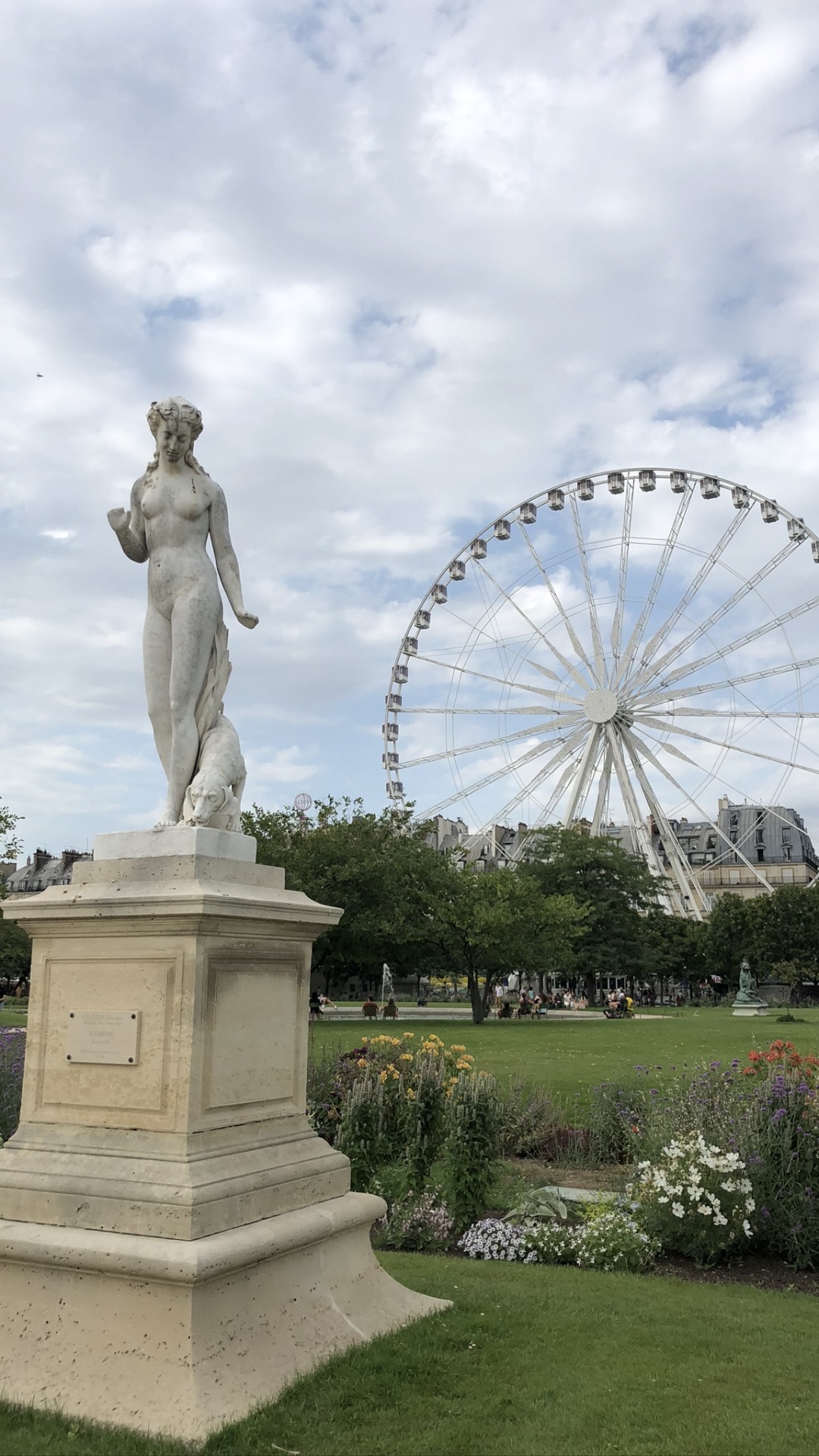 Statue, Sehenswürdigkeit, National Historic Landmark, Riesenrad, Cloud. Wallpaper in 1080x1920 Resolution
