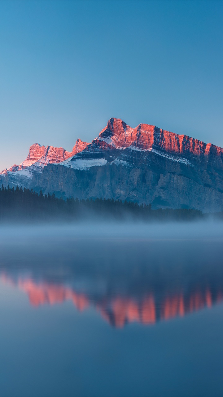 Réflexion, Banff, Eau, Les Ressources en Eau, Atmosphère. Wallpaper in 720x1280 Resolution