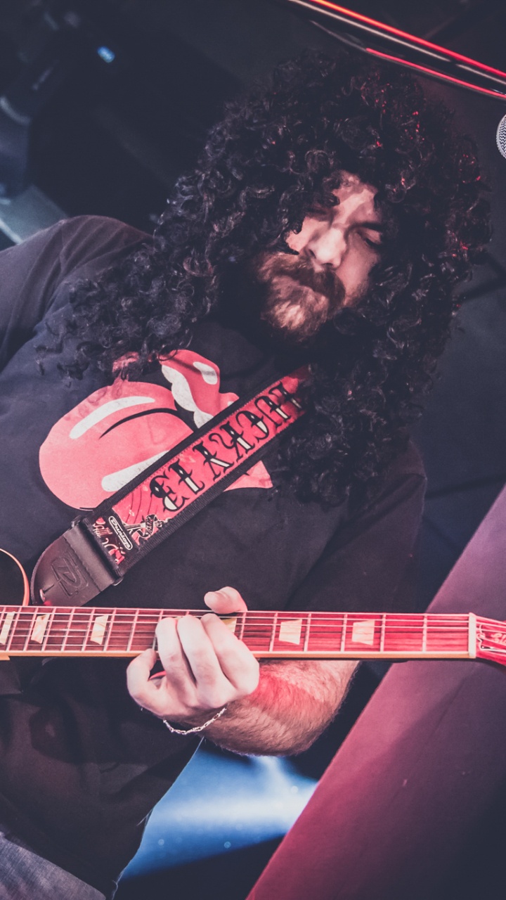 Bassist, Rockkonzert, Bass, Gitarre, Musiker. Wallpaper in 720x1280 Resolution