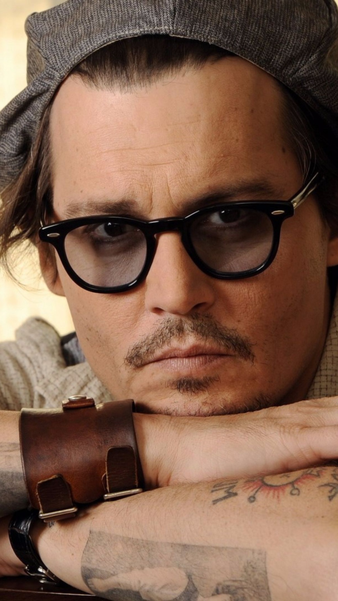 Johnny Depp, Acteur, Les Poils du Visage, Bras, Tatouage. Wallpaper in 1080x1920 Resolution