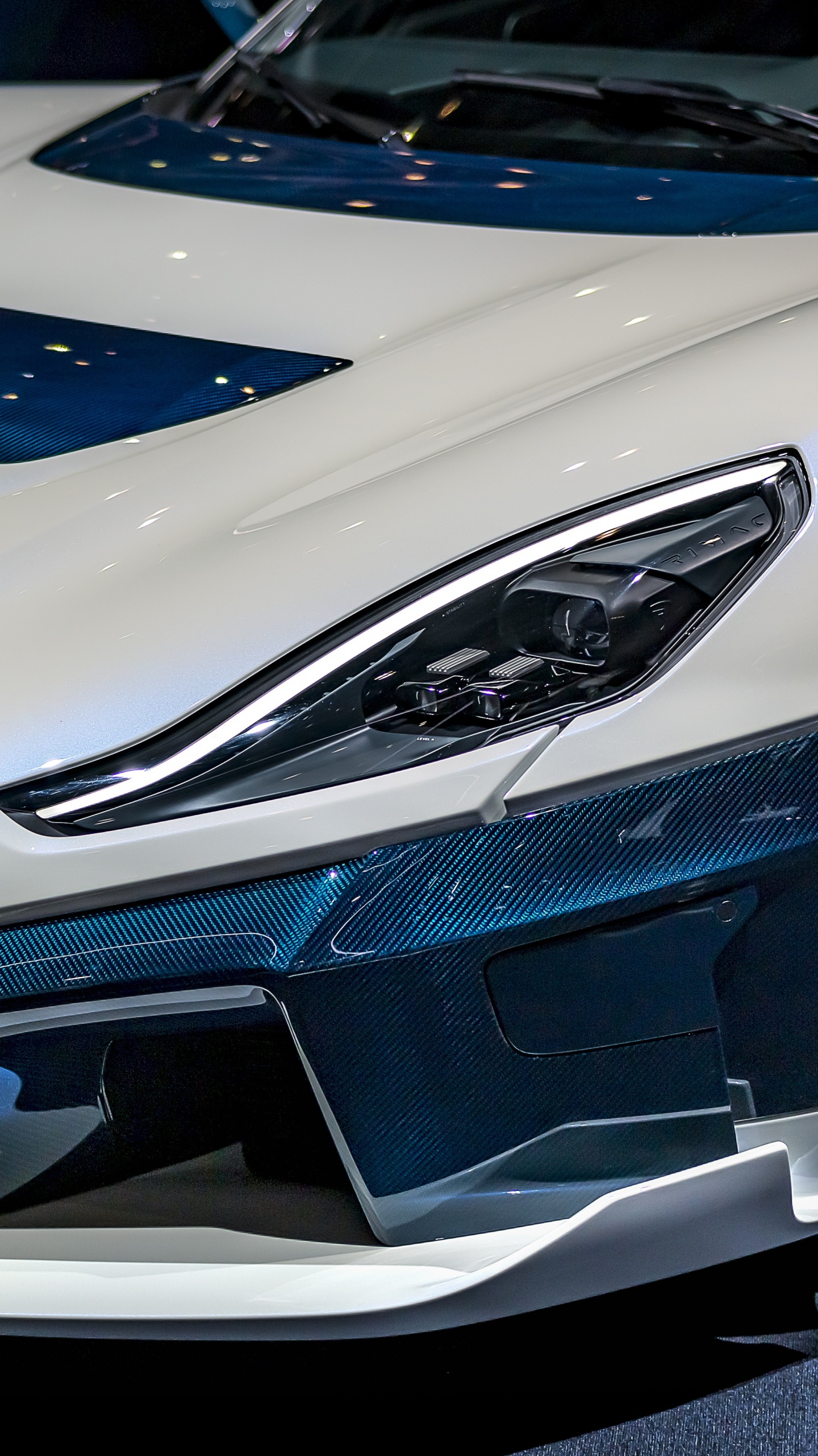 Bmw m 3 Blanc et Bleu. Wallpaper in 1440x2560 Resolution