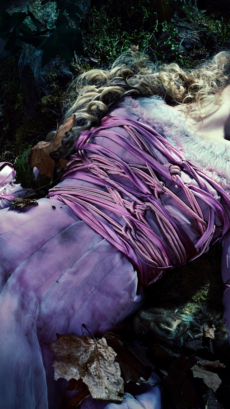 in Den Wald Rapunzel Tod, In Den Wald, Rapunzel, Mackenzie Mauzy, Musical. Wallpaper in 750x1334 Resolution