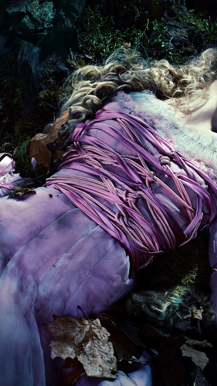 Into The Woods Rapunzel Death, Into The Woods, Rapunzel, Mackenzie Mauzy, Musical. Wallpaper in 720x1280 Resolution