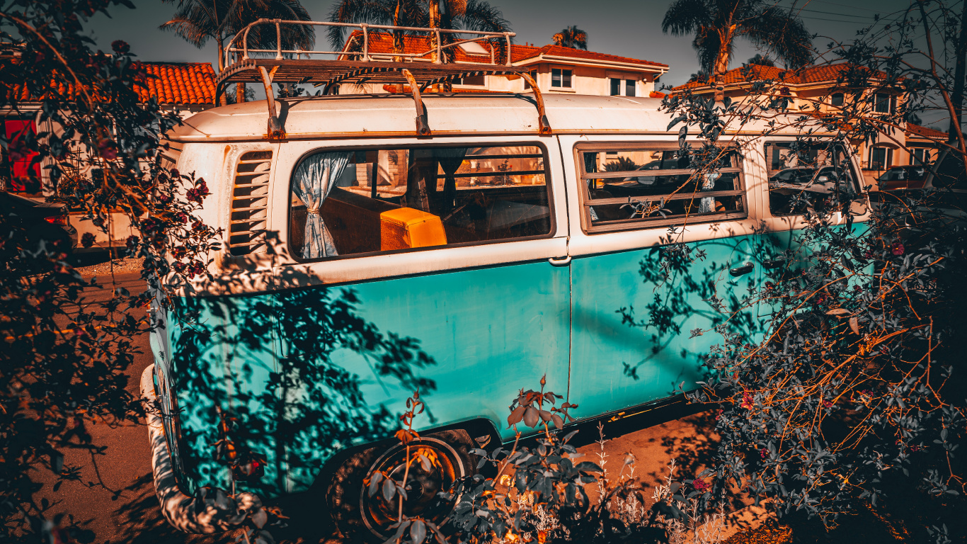 Download 1366x768 Wallpaper Blue and White Volkswagen T-1 Blue and White Volkswagen T-1. Wallpaper in 1366x768 Resolution
