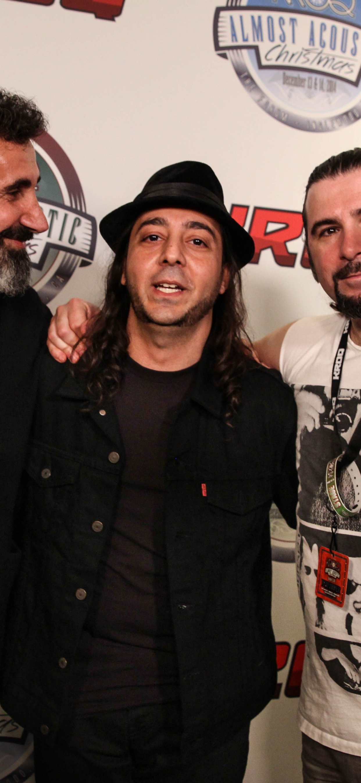 Partie, Événement, System Of A Down, Les Poils du Visage, Daron Malakian. Wallpaper in 1242x2688 Resolution