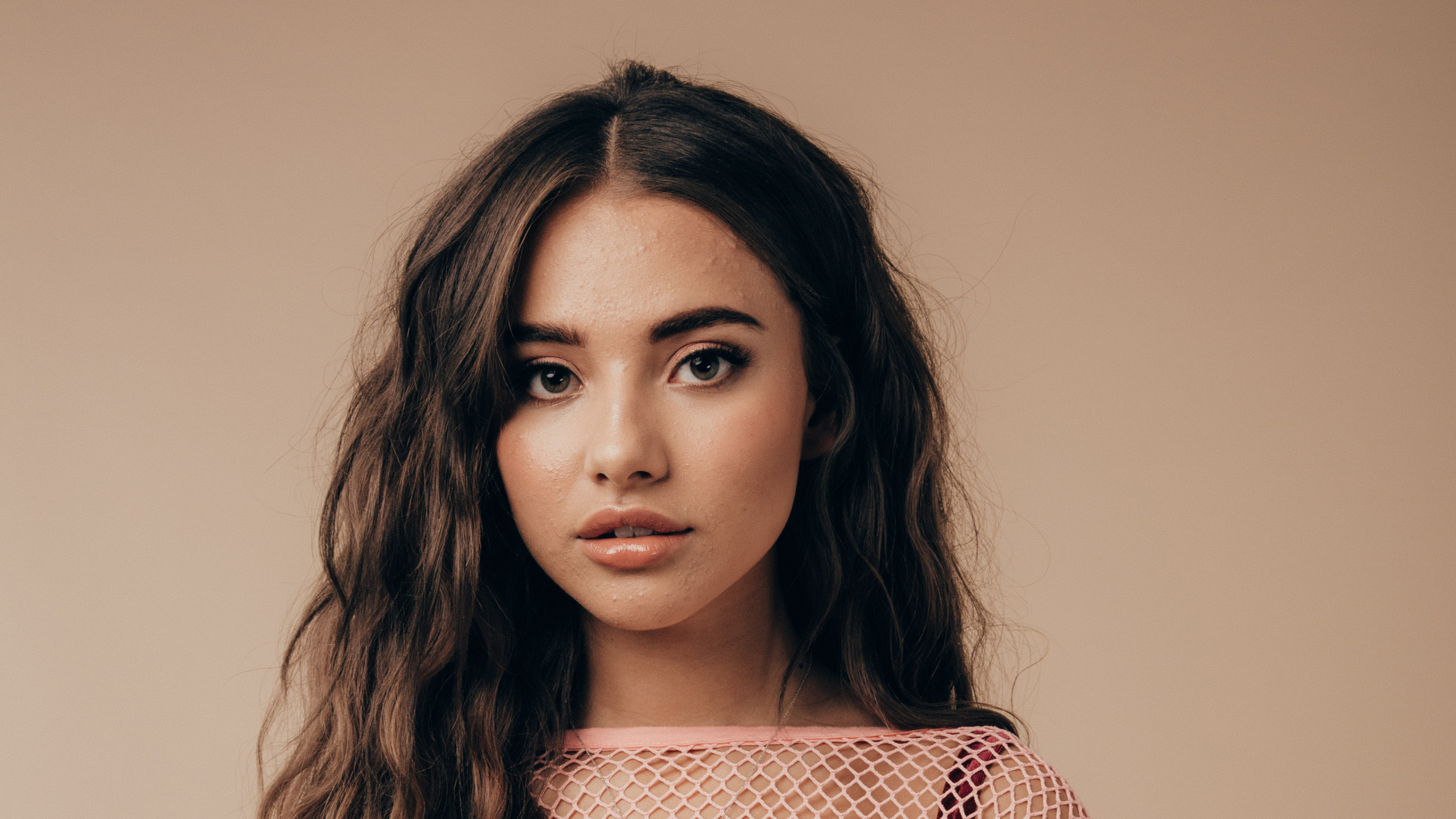 Beauté, Cheveu, Face, Sourcil, Coiffure. Wallpaper in 2560x1440 Resolution