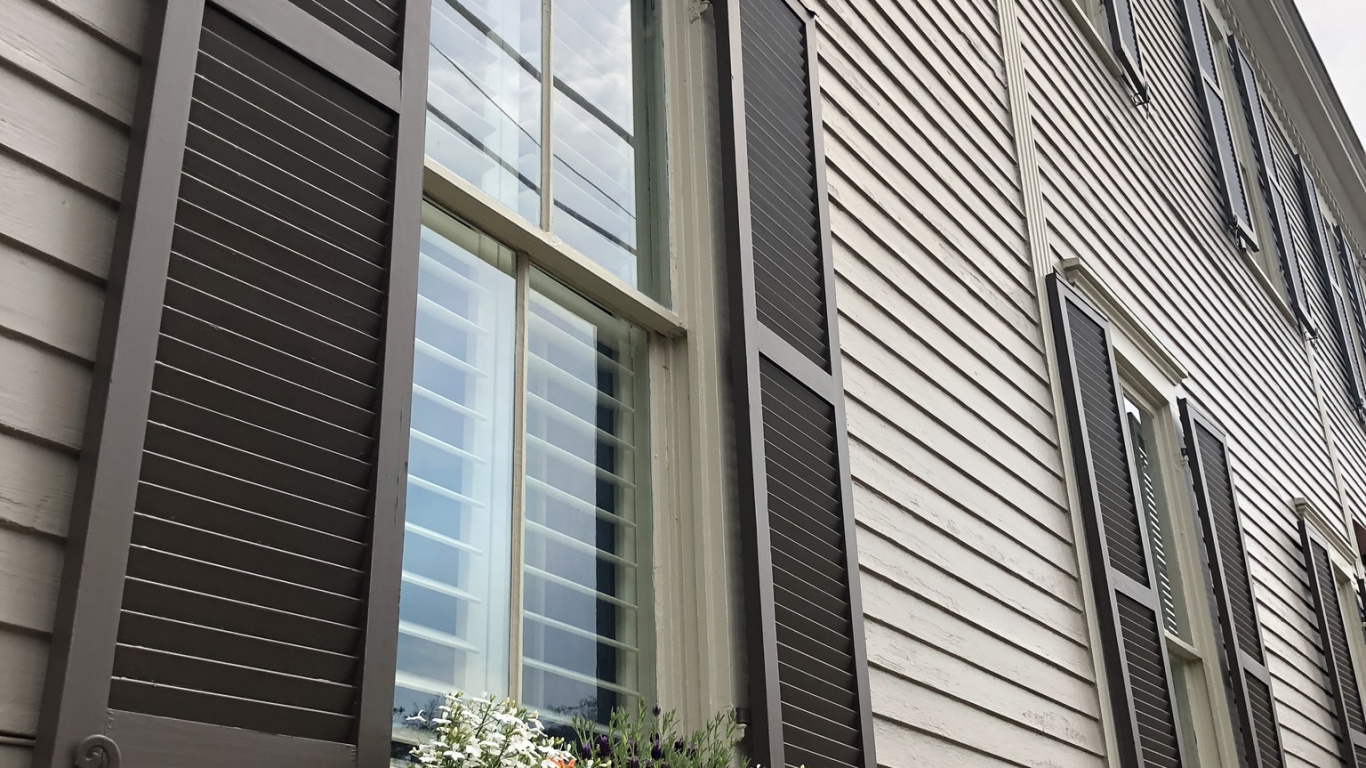 Ventana, Inmueble, Ventana de Guillotina, Techo, Propiedad. Wallpaper in 1366x768 Resolution