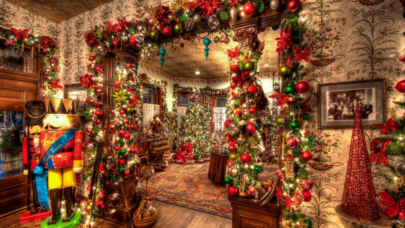 Weihnachtsbaum, Weihnachtsdekoration, Baum, Tradition, Basar. Wallpaper in 1366x768 Resolution