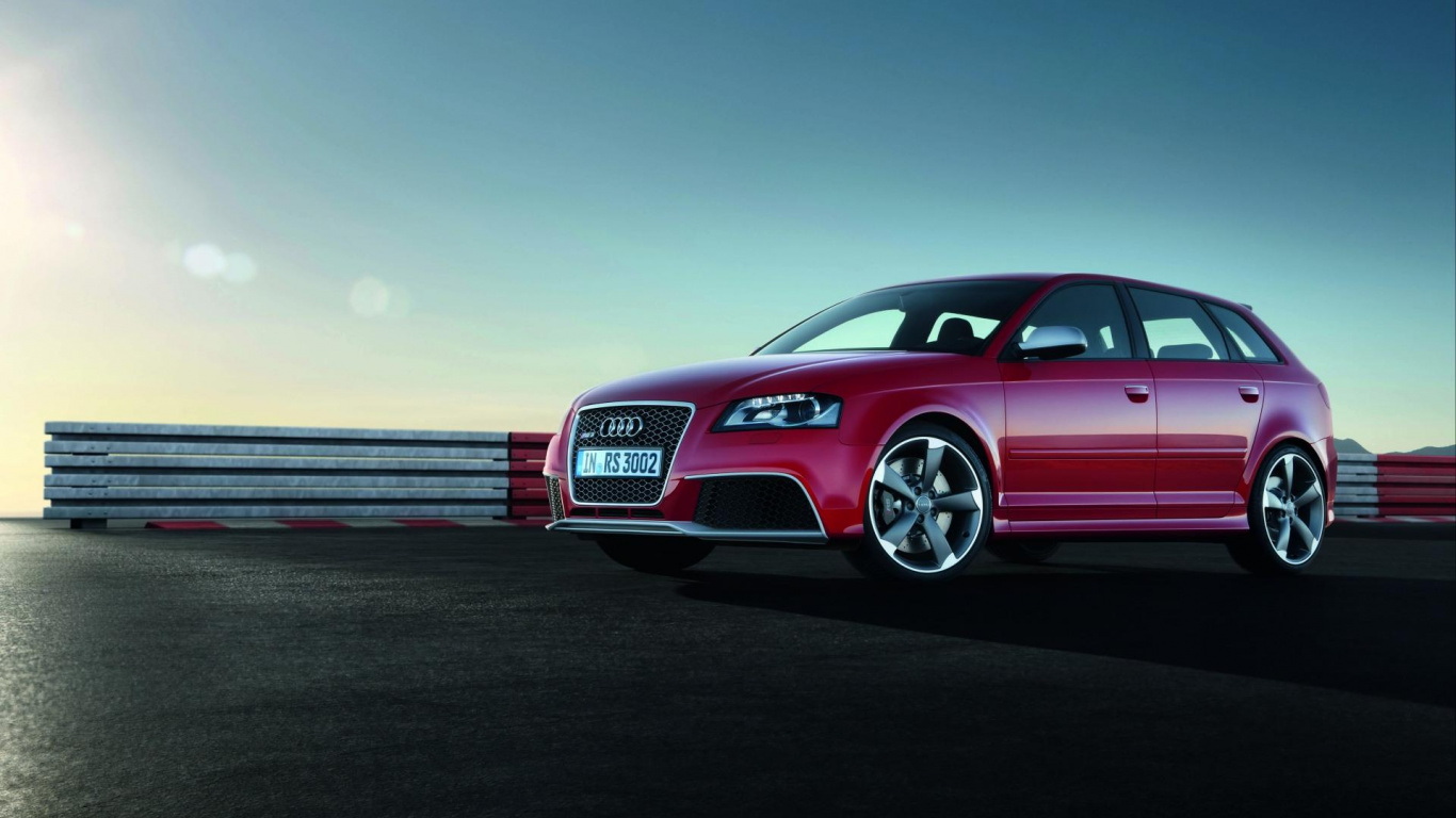 Audi Rouge a 4 Sur Une Route Goudronnée Grise. Wallpaper in 1366x768 Resolution