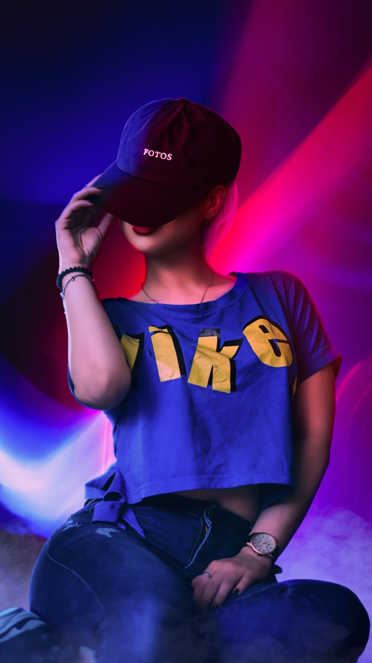 Femenino, Chica Chica, Brazo, Hombro, Morado. Wallpaper in 750x1334 Resolution