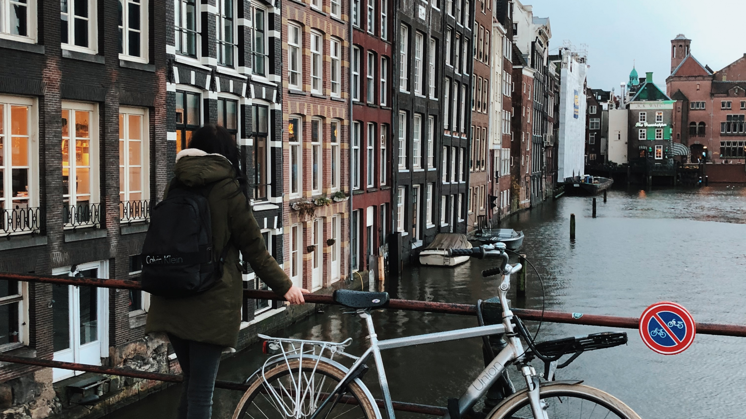 Amsterdam, Road Bicycle, Bicycle, Bicycle Tire, Bicycle Frame. Wallpaper in 2560x1440 Resolution
