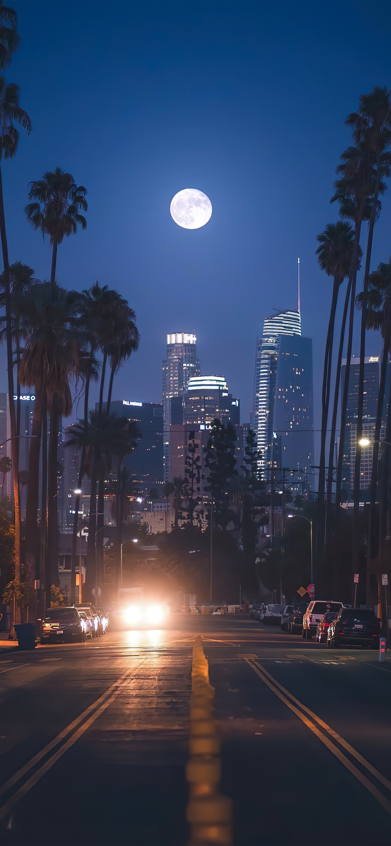 Edificio, Arquitectura, Ambiente, la Luz de Calle, Coche. Wallpaper in 1242x2688 Resolution