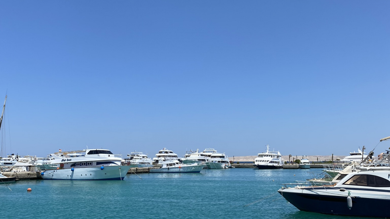 Marina, Terminal de Croisière de Kai Tak, Motomarine, Eau, Bateau. Wallpaper in 1280x720 Resolution