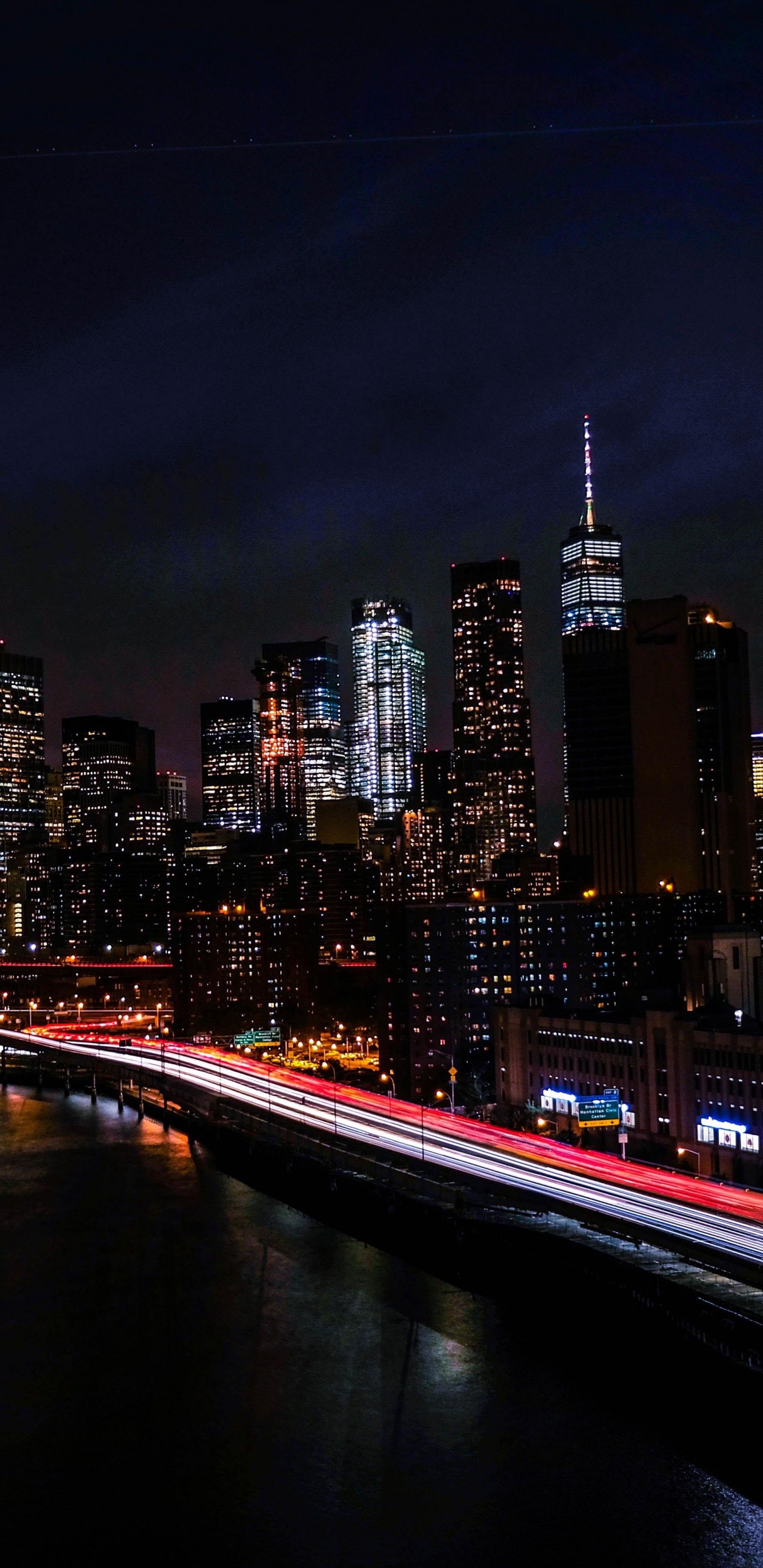 Horizon de la Ville Pendant la Nuit. Wallpaper in 1440x2960 Resolution