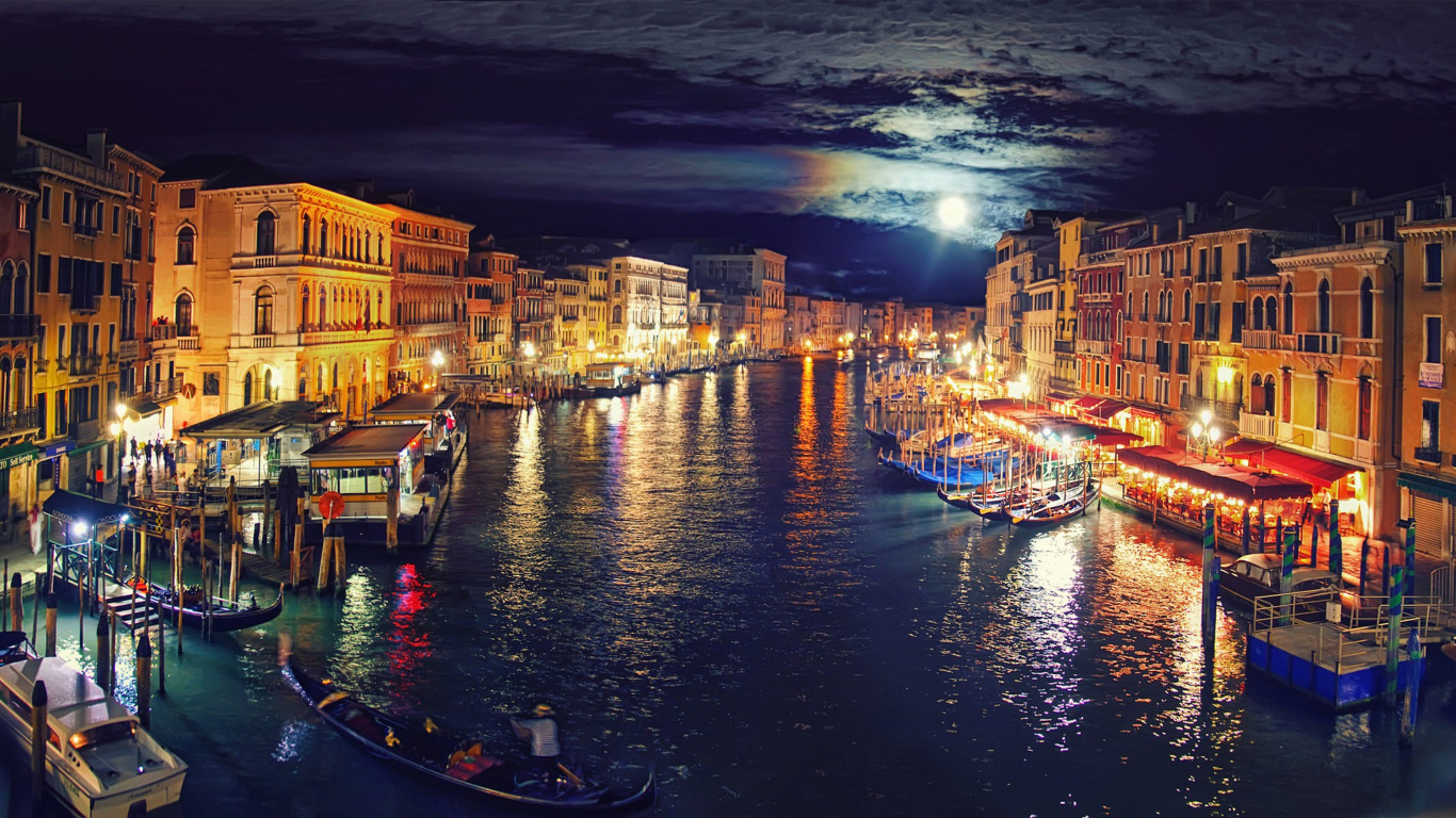 Boat on River Near Buildings During Night Time. Wallpaper in 1366x768 Resolution