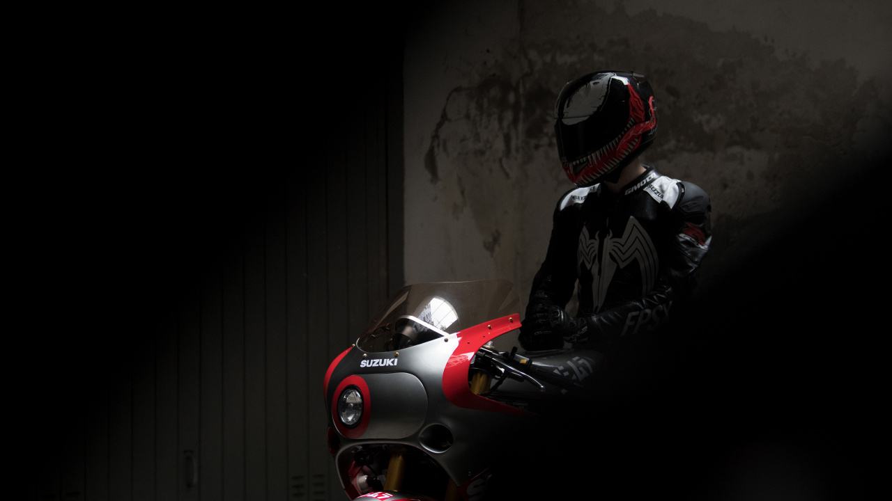 铃木喜欢R1100, 铃木喜欢-R, 红色的, 摩托车头盔, 车灯 壁纸 1280x720 允许