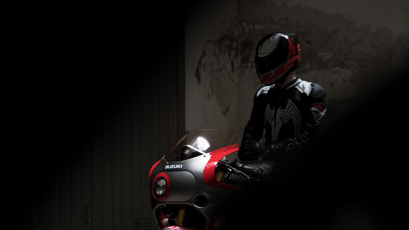 铃木喜欢R1100, 铃木喜欢-R, 红色的, 摩托车头盔, 车灯 壁纸 1366x768 允许
