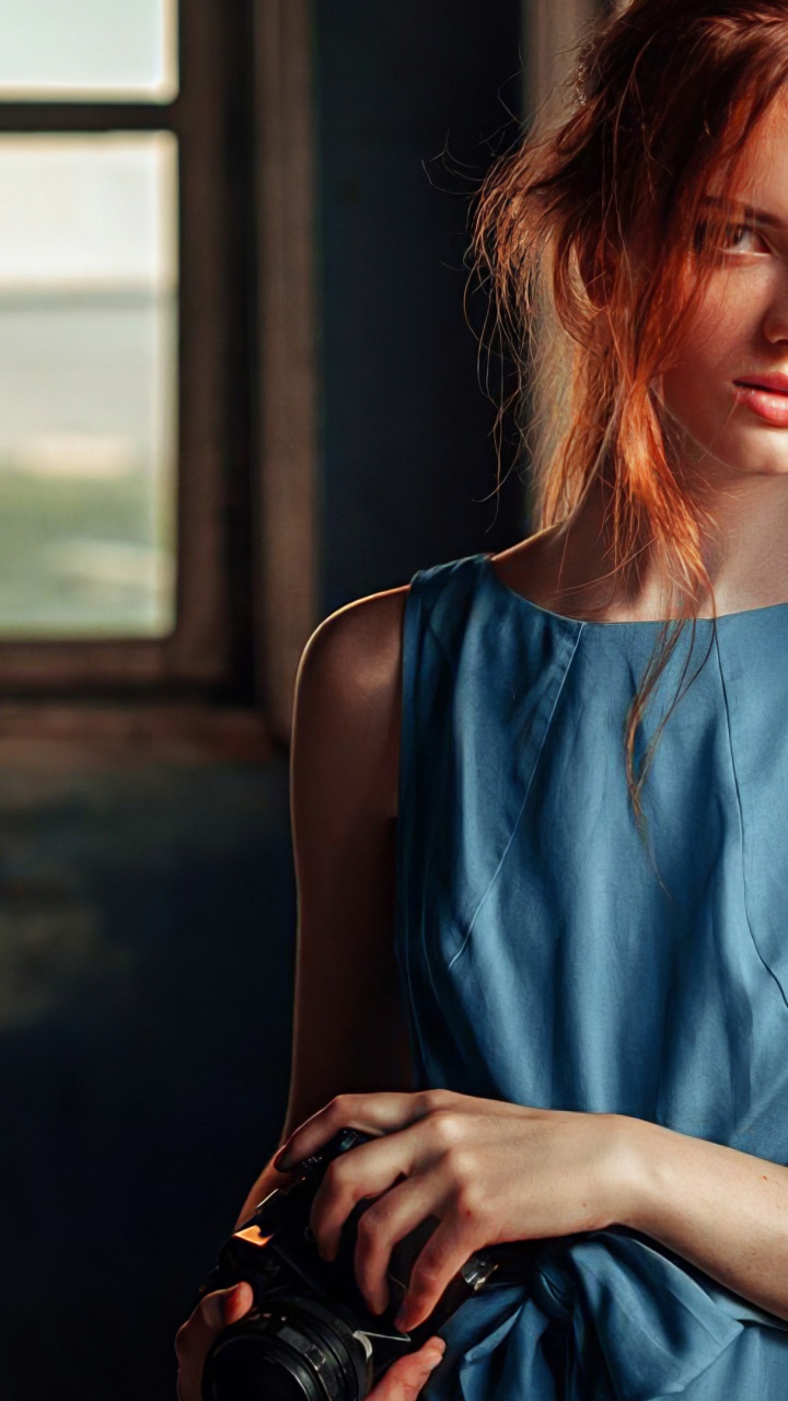 Schönheit, Rote Haare, Frisur, Schulter, Hals. Wallpaper in 720x1280 Resolution