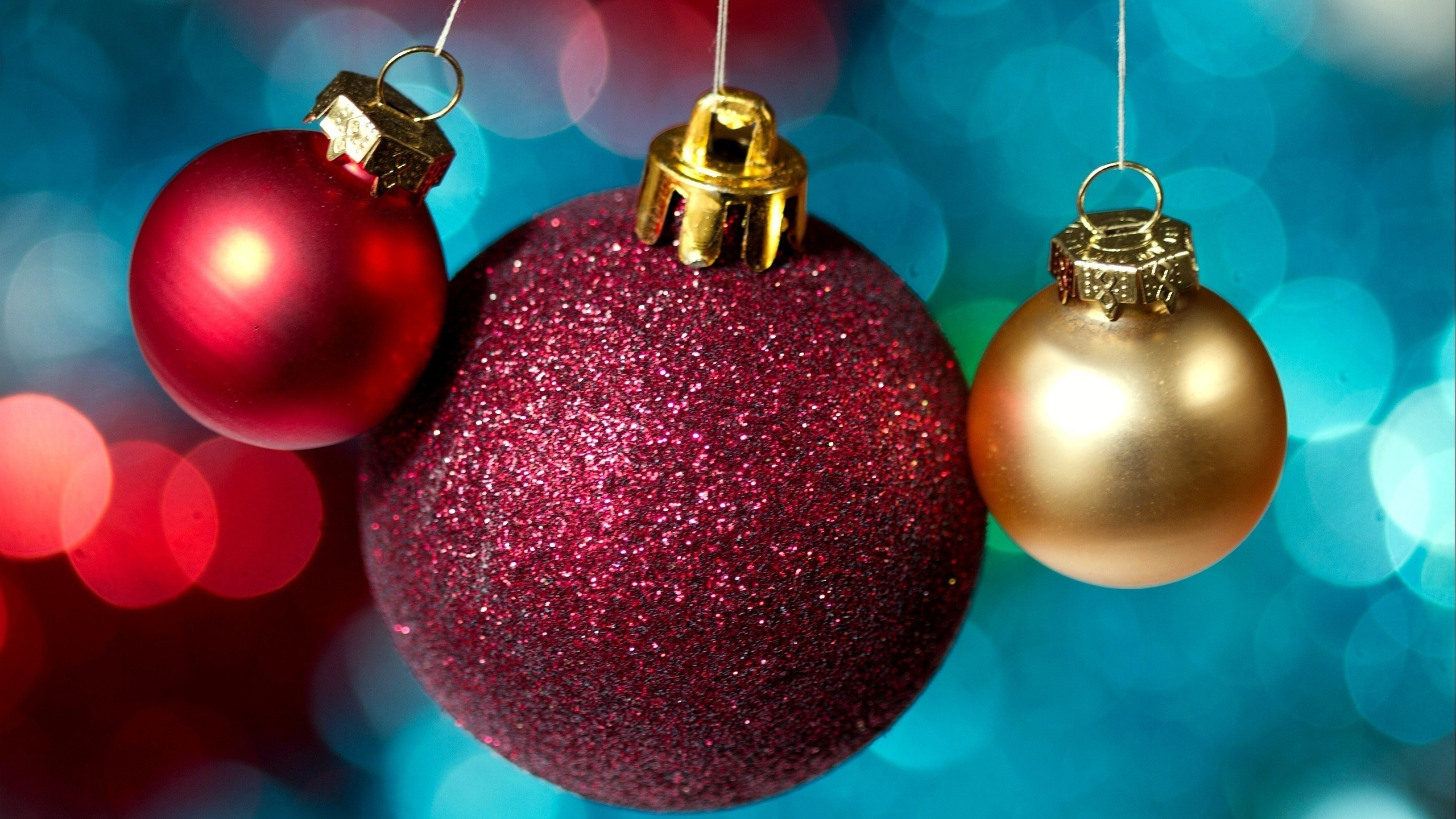 Christmas Day, Christmas Ornament, Christmas Decoration, Christmas, Glitter. Wallpaper in 2560x1440 Resolution