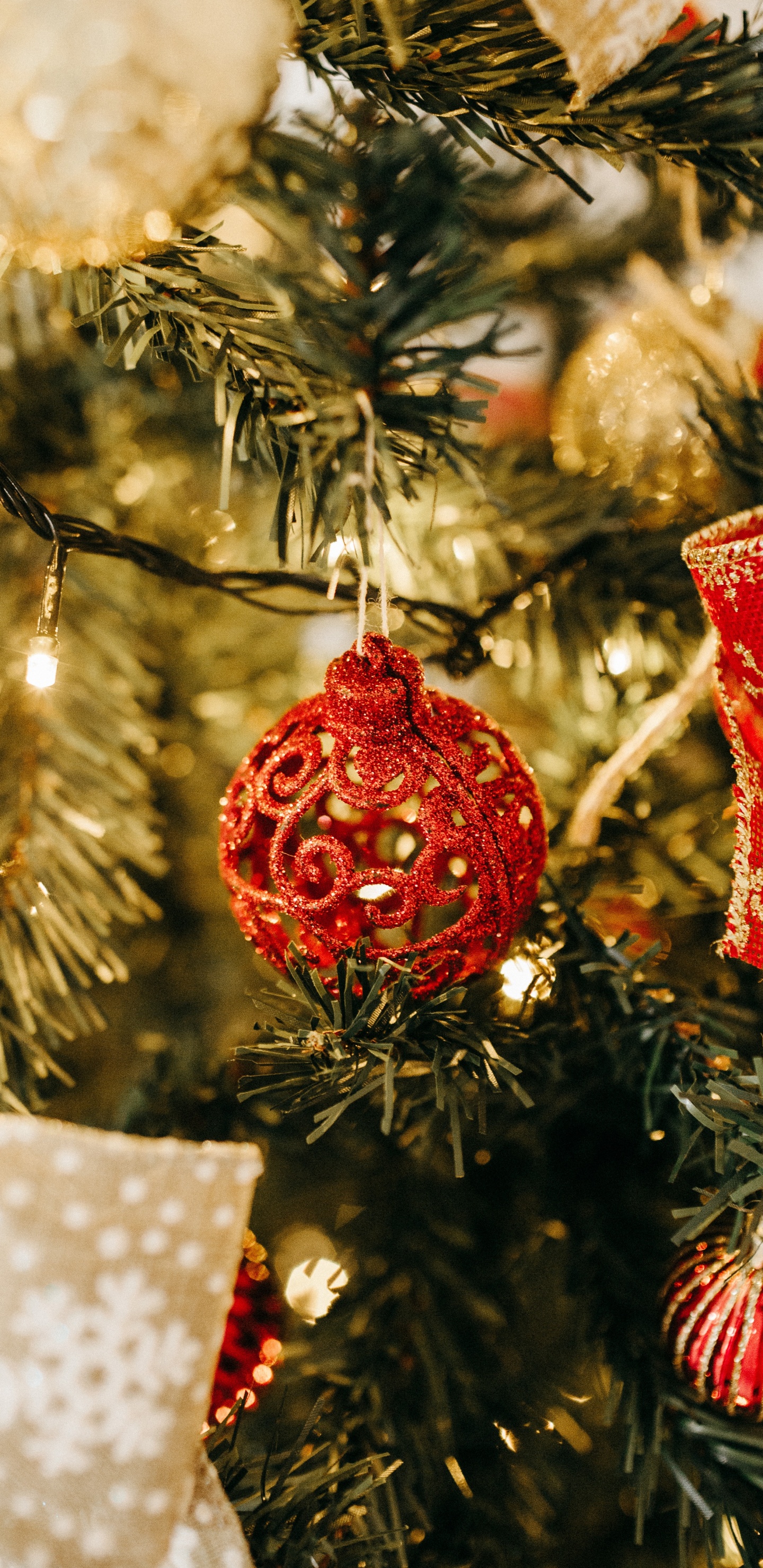 Ornament, Christmas, Christmas Day, Christmas Lights, Christmas Eve. Wallpaper in 1440x2960 Resolution