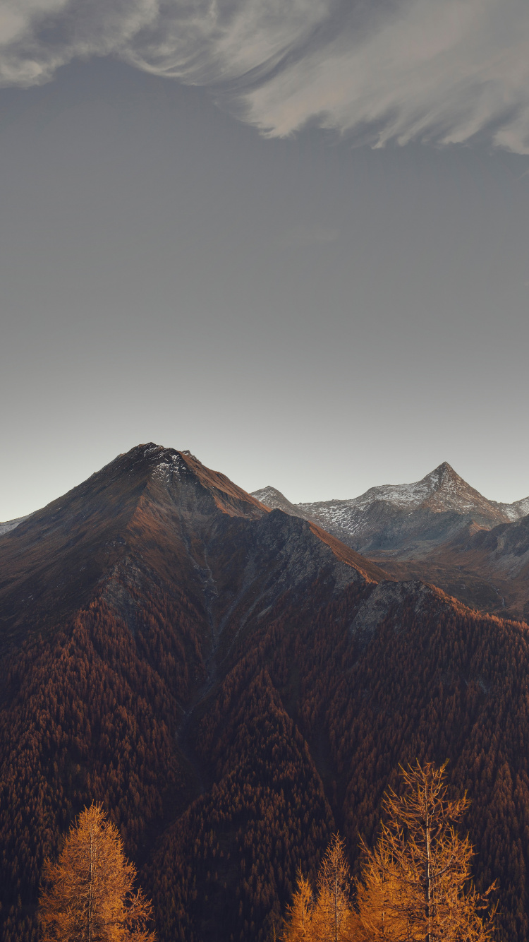 Montaña, Ridge, Highland, Las Formaciones Montañosas, Desierto. Wallpaper in 750x1334 Resolution