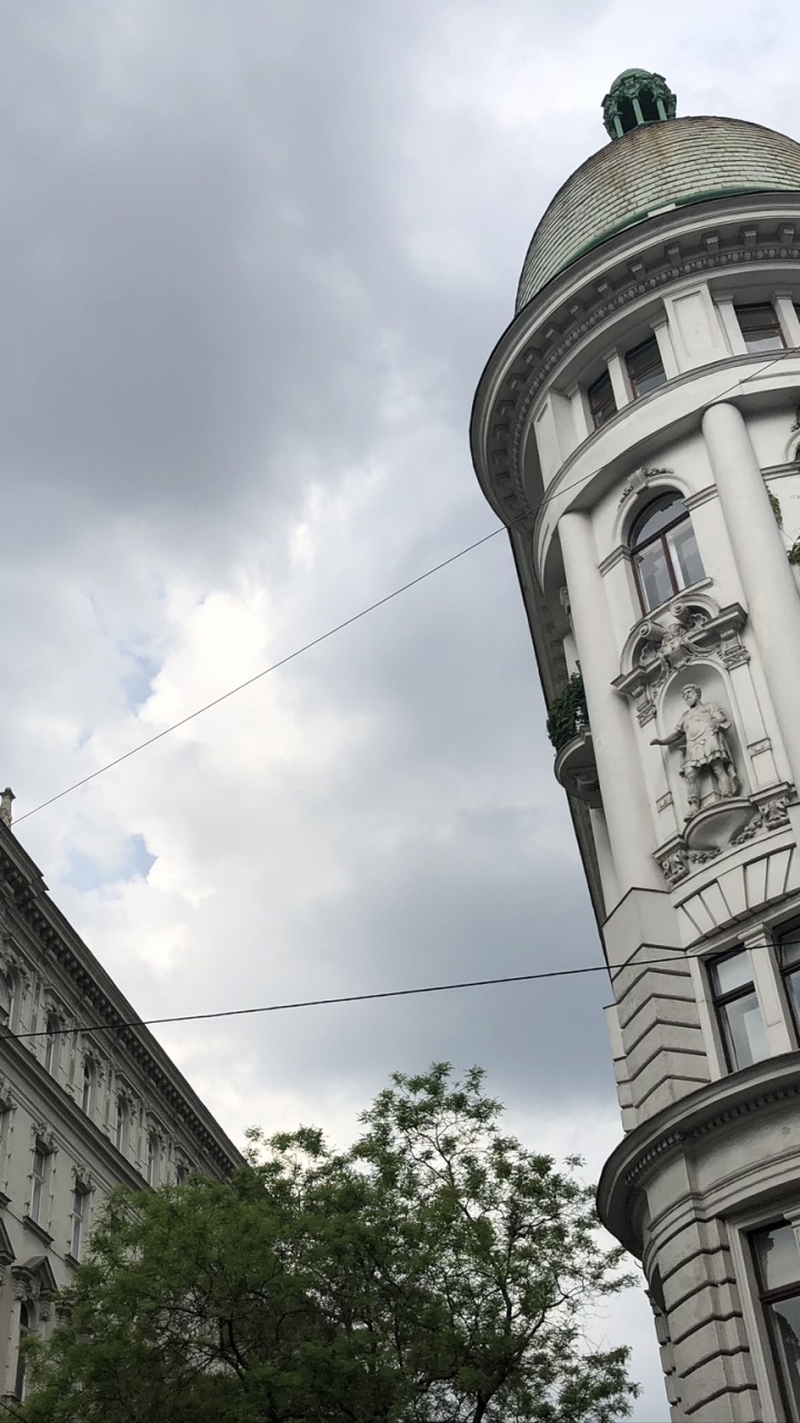 Wahrzeichen, Fenster, Cloud, Architektur, Fassade. Wallpaper in 720x1280 Resolution