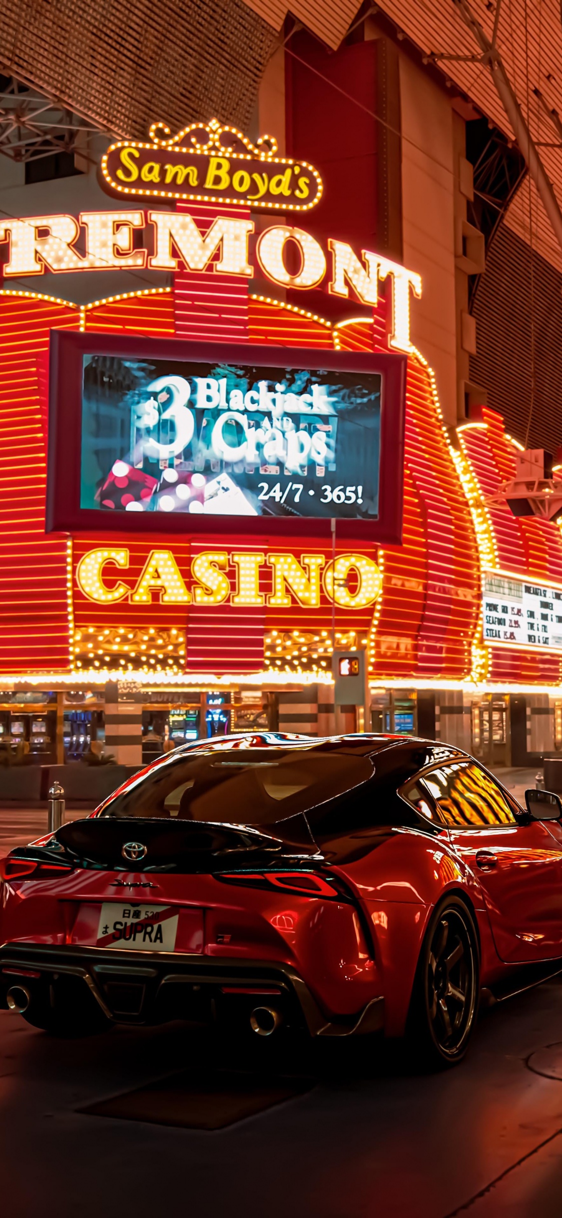 Hôtel et Casino de Fremont, Roue, Pneu, L'éclairage Automobile, Bâtiment. Wallpaper in 1125x2436 Resolution