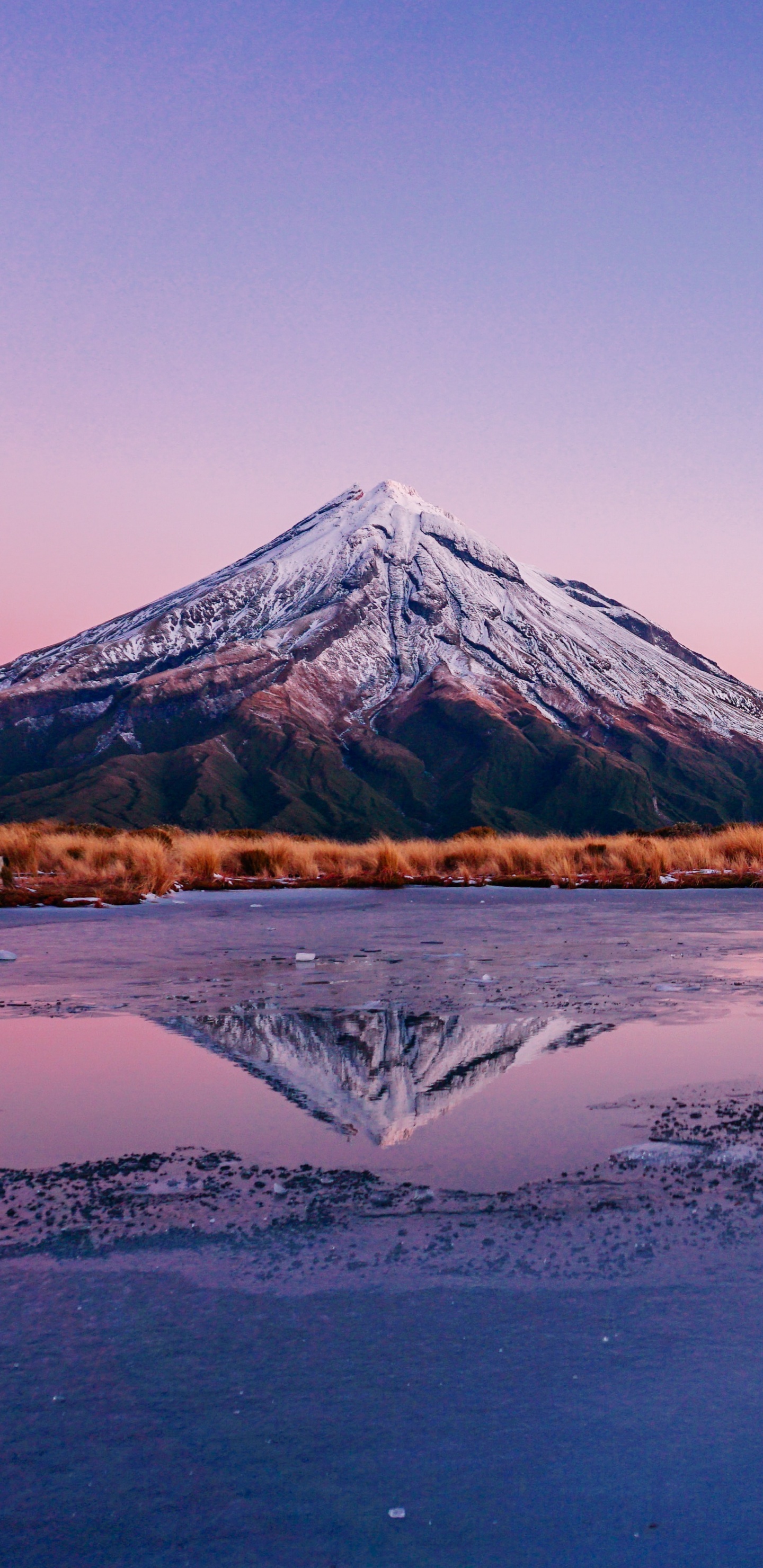 Lac Mont Taranaki, Mont Taranaki, Mont Ruapehu, Gamme de Boîtes, Gisborne. Wallpaper in 1440x2960 Resolution